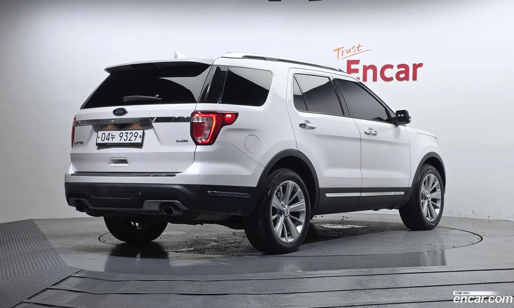 Ford Explorer 2019 1FM5K8FH3KGA80413 — 9