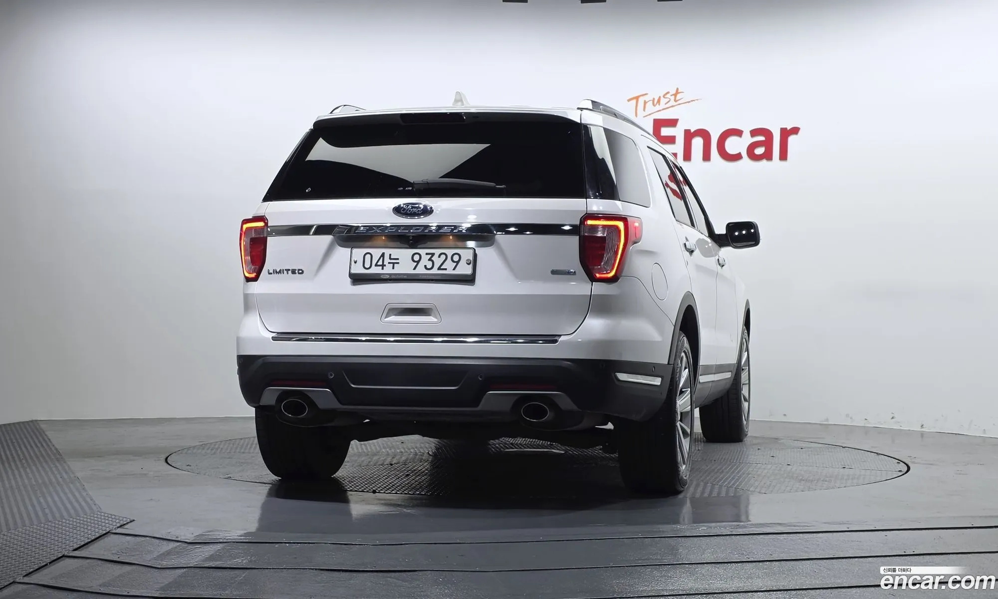 Ford Explorer 2019 1FM5K8FH3KGA80413 — 2