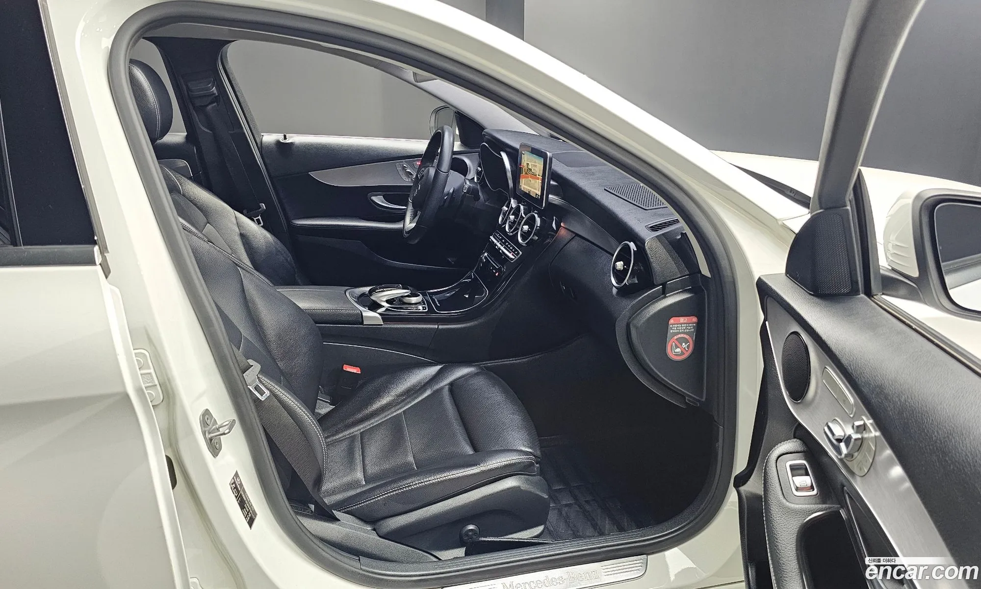 Mercedes-Benz C-Class W205 2017 — 7