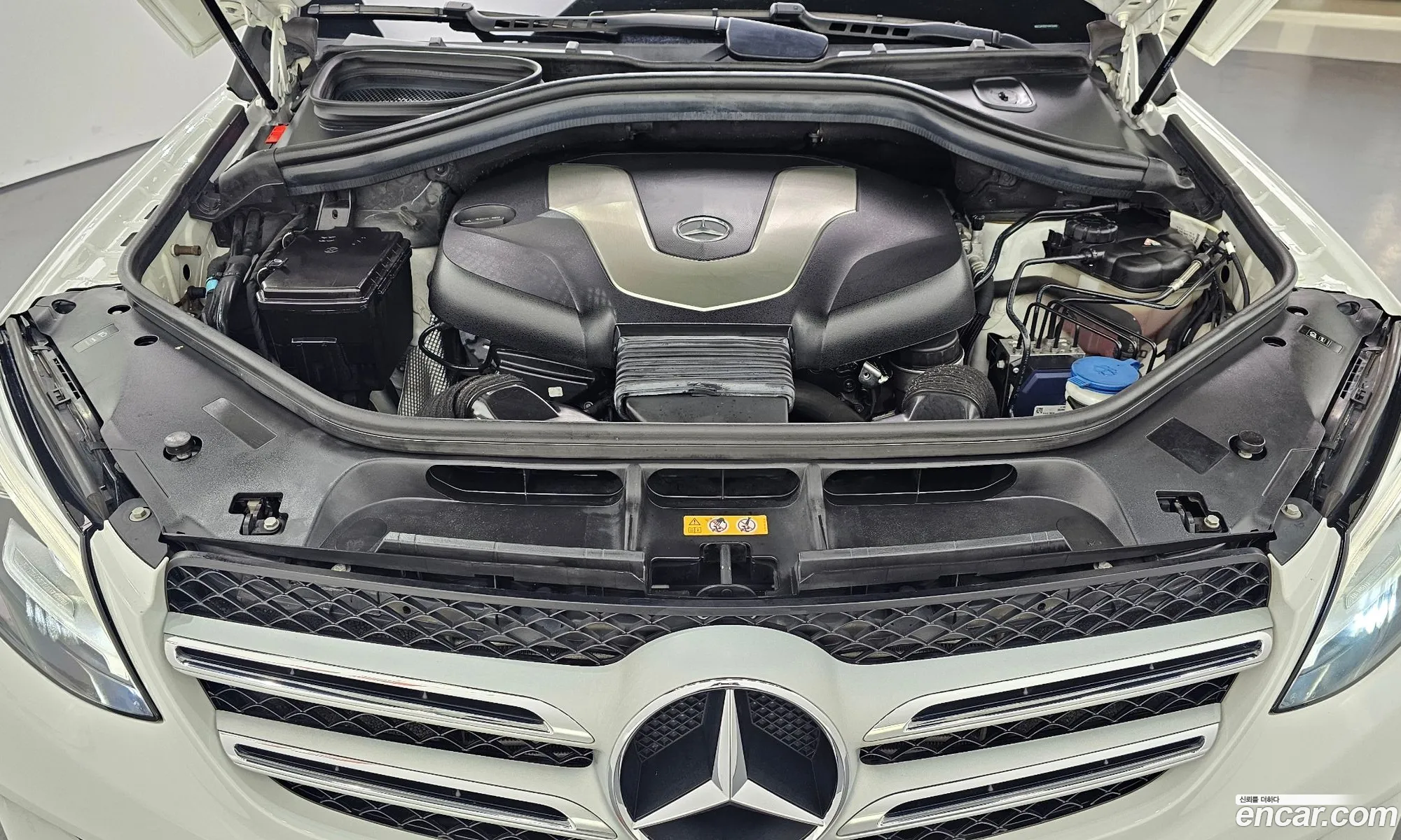 Mercedes-Benz GLE-Class W166 2017 — 9