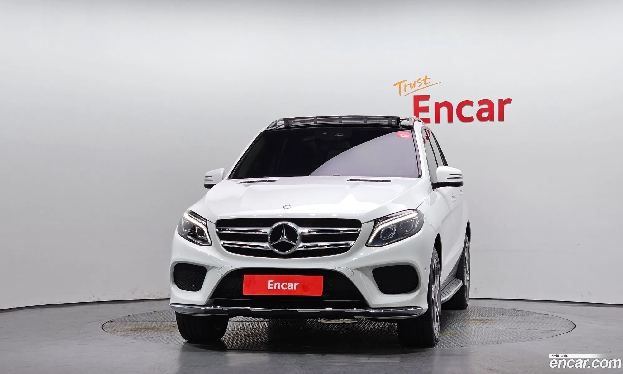 Mercedes-Benz GLE-Class W166 2017 — 30