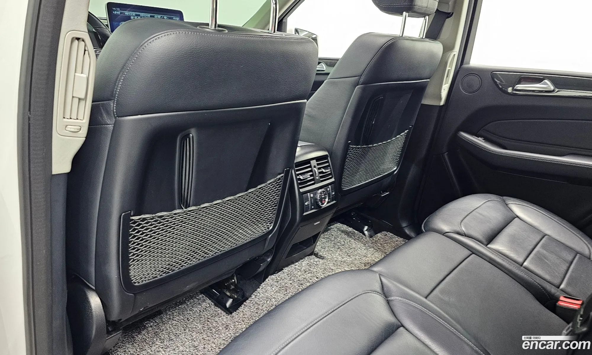 Mercedes-Benz GLE-Class W166 2017 — 26