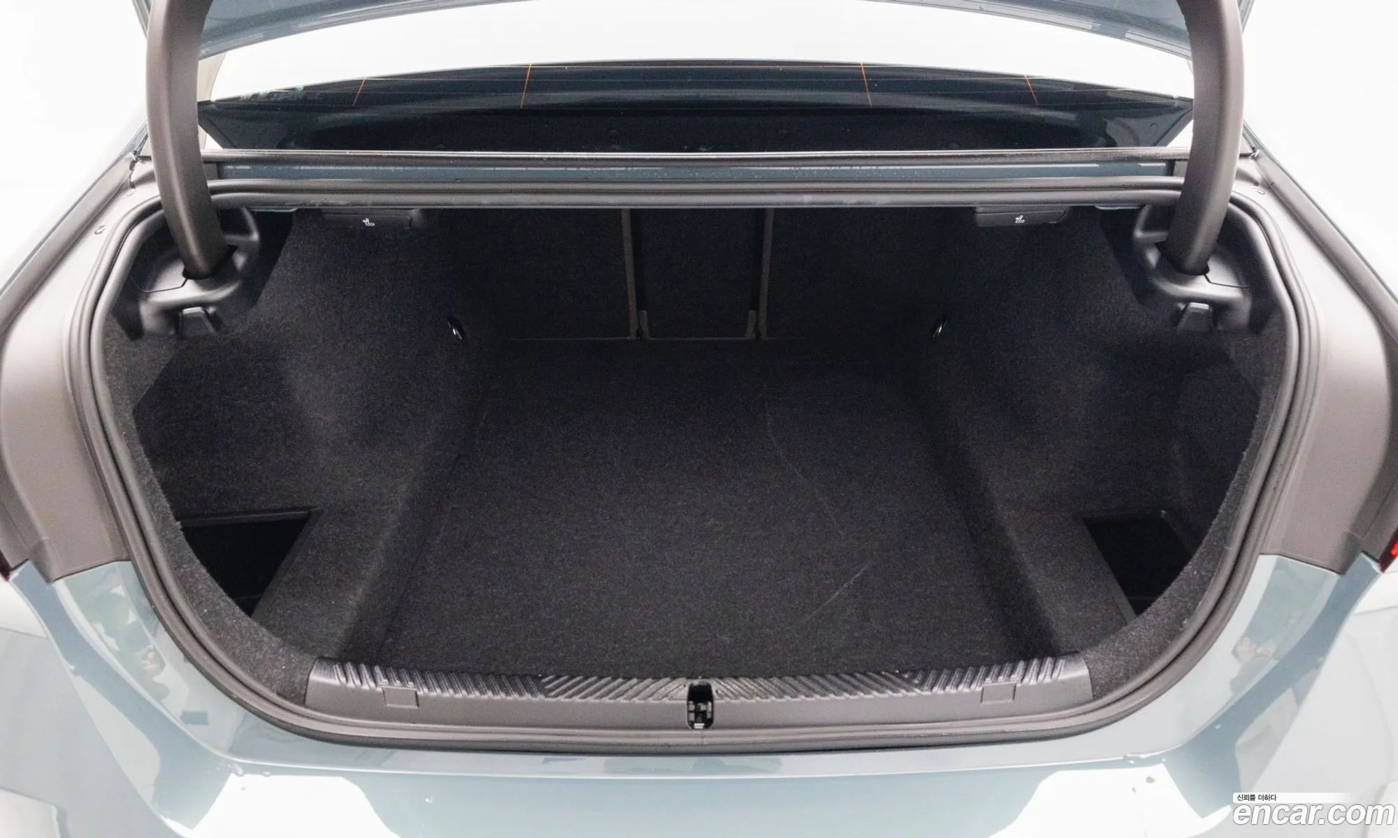 BMW 5 Series 2025 — 7