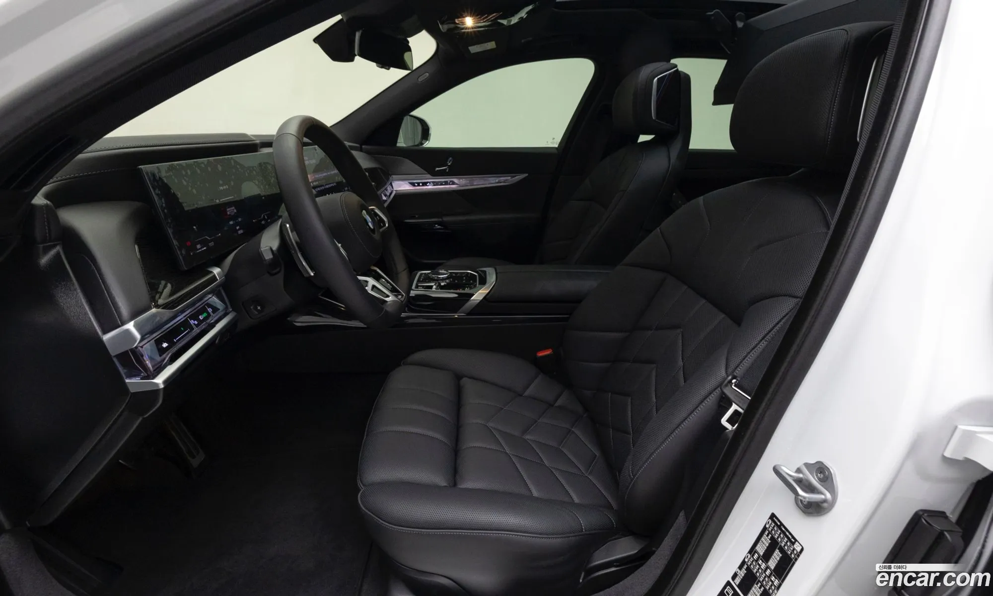 BMW 7 Series 2025 — 18