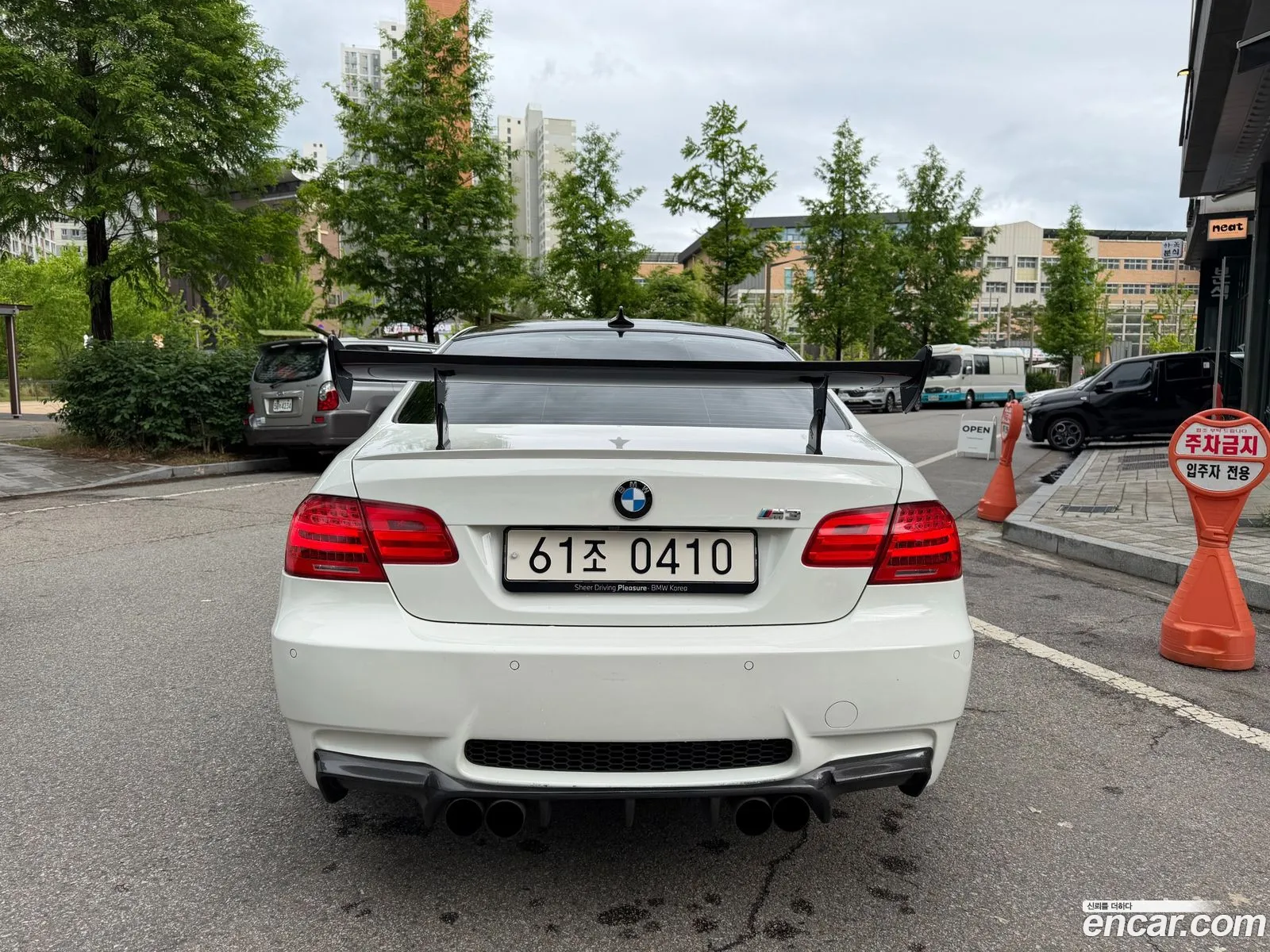 BMW M3 2011 — 2