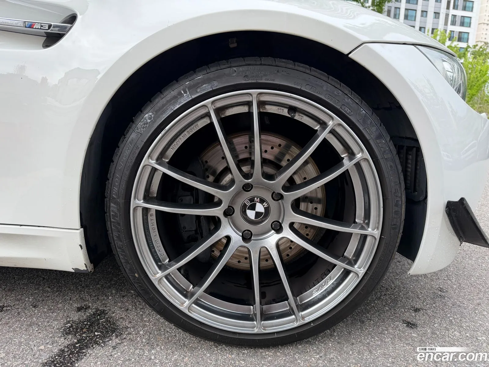 BMW M3 2011 — 4