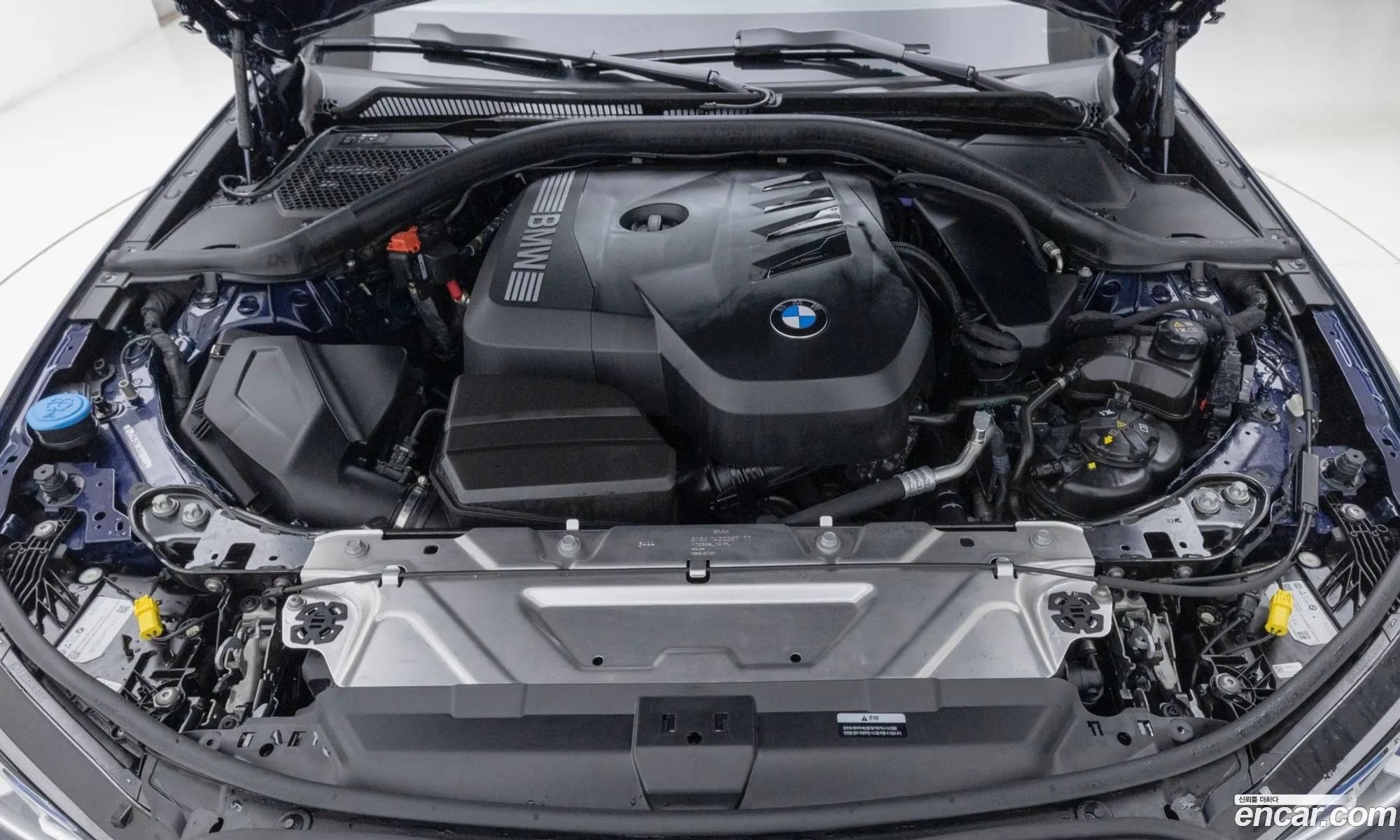BMW 3 Series 2025 — 6
