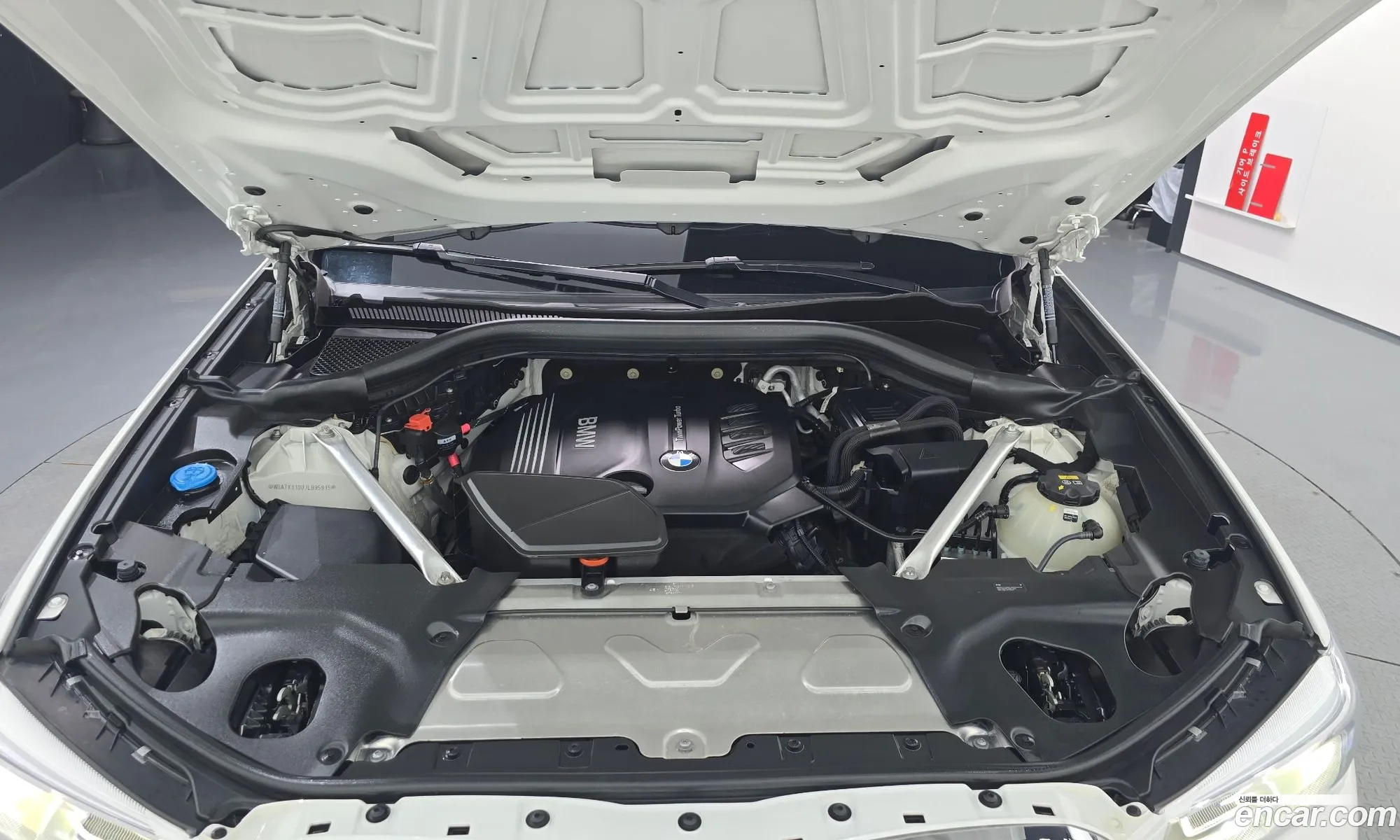 BMW X3 2018 WBATX3100JLB95915 — 18