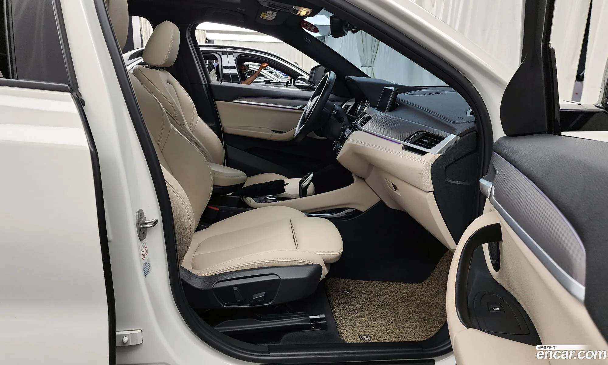 BMW X2 2020 WBA11DF09L5P96767 — 6