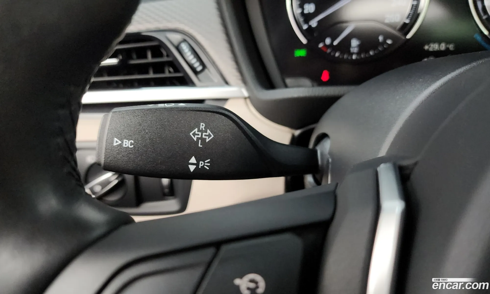 BMW X2 2020 WBA11DF09L5P96767 — 18