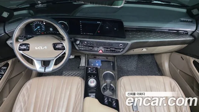 Kia K8 Hybrid 2022 — 4