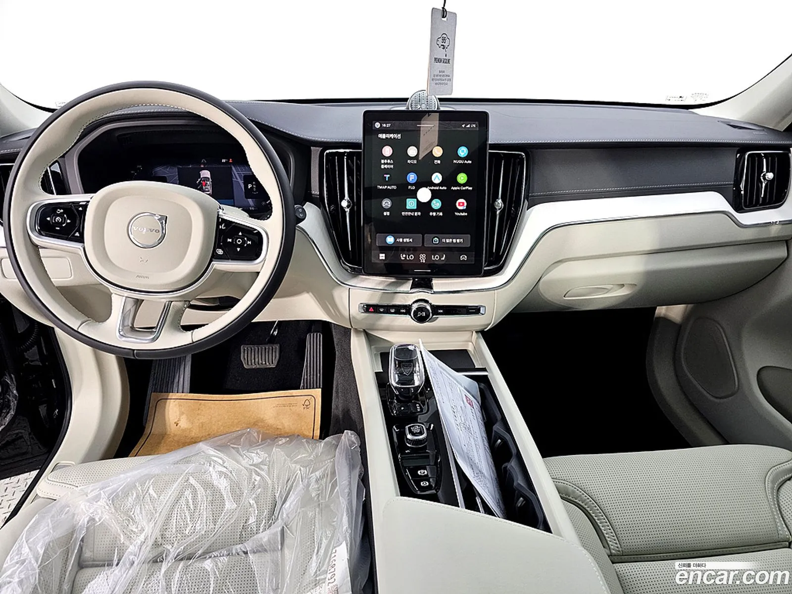 Volvo XC60 2026 — 19