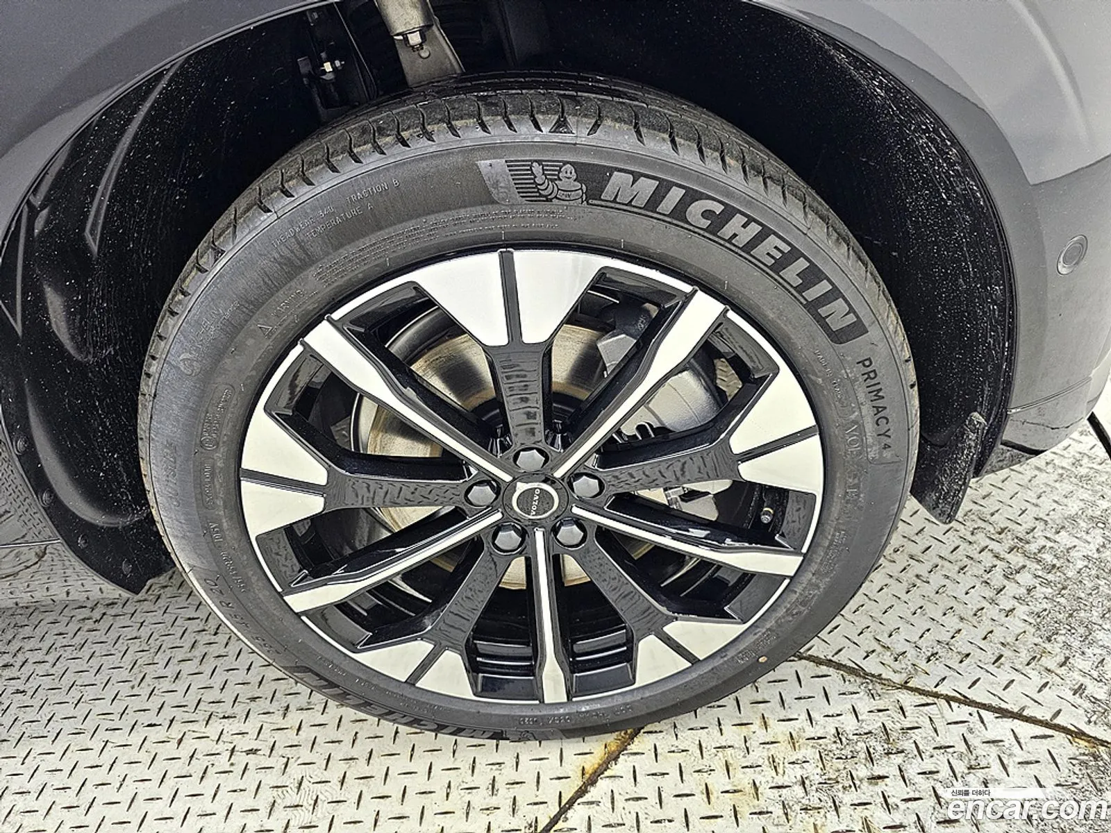 Volvo XC60 2026 — 3