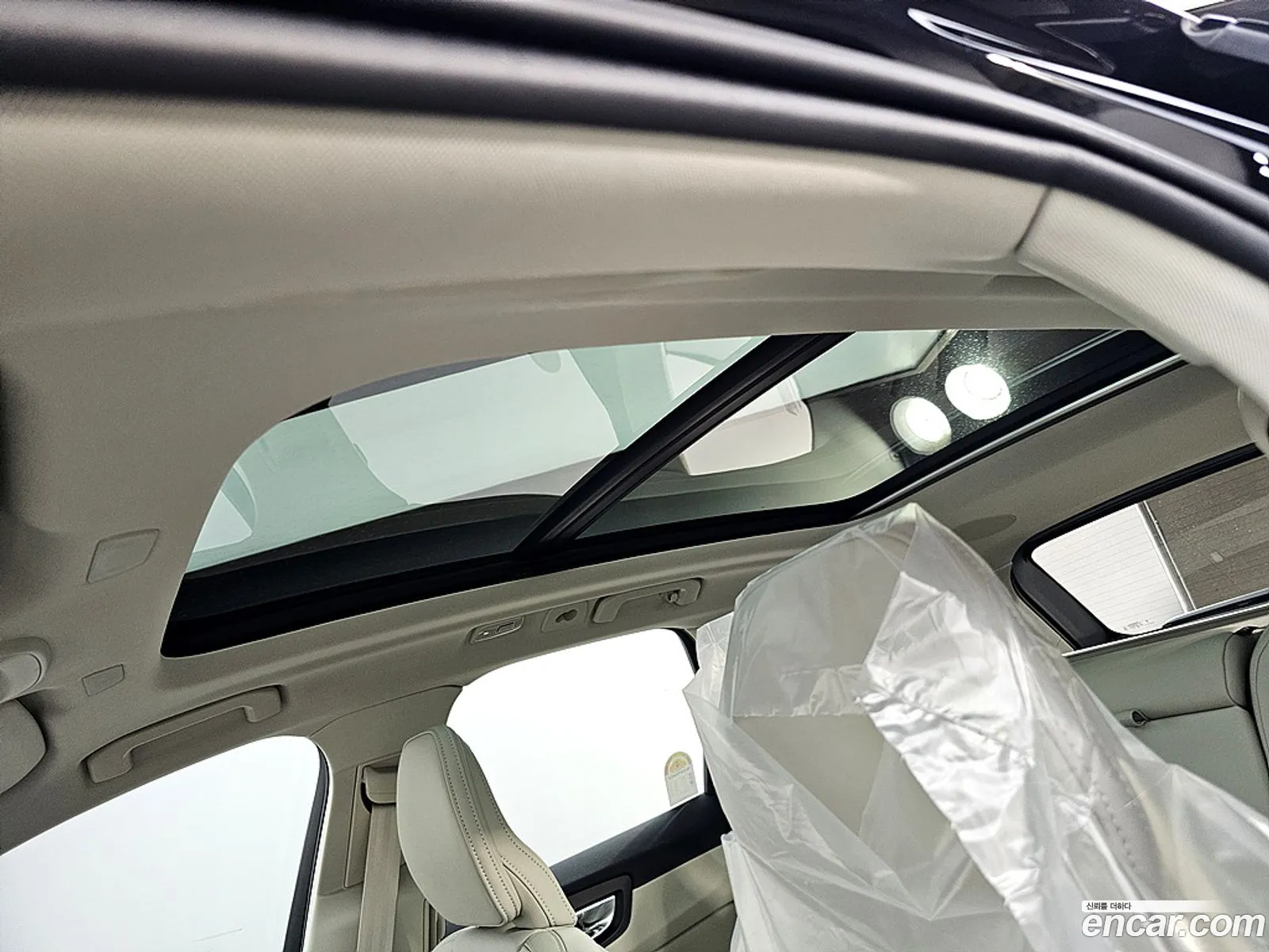 Volvo XC60 2026 — 6