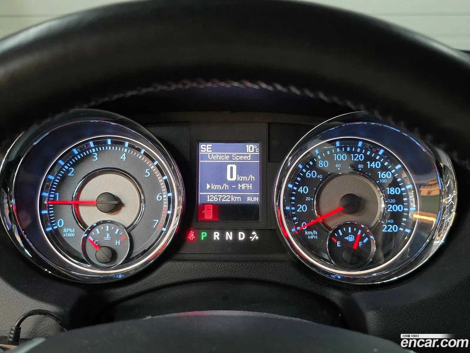 Chrysler Grand Voyager 2011 — 15