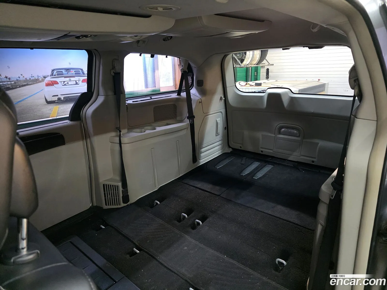 Chrysler Grand Voyager 2011 — 12