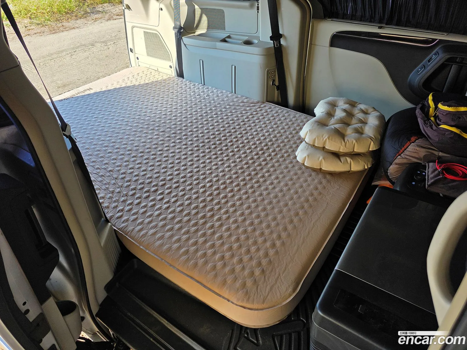 Chrysler Grand Voyager 2011 — 16