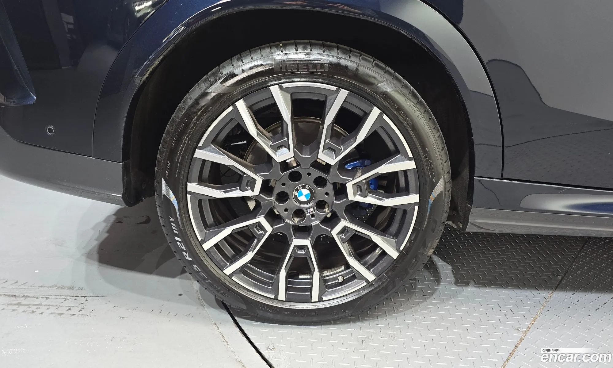 BMW X6 2024 — 24