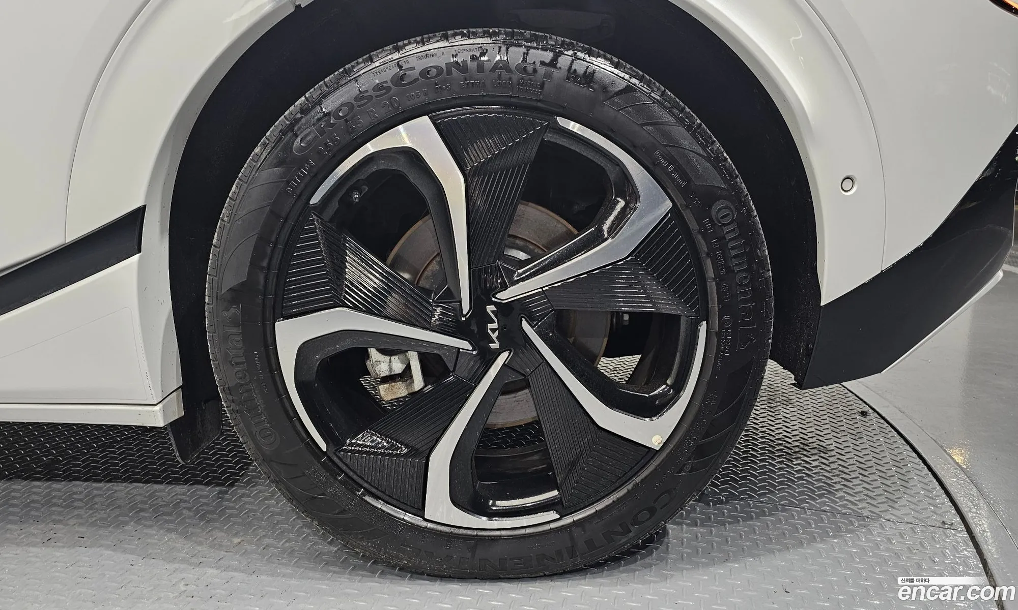 Kia EV6 2022 — 24