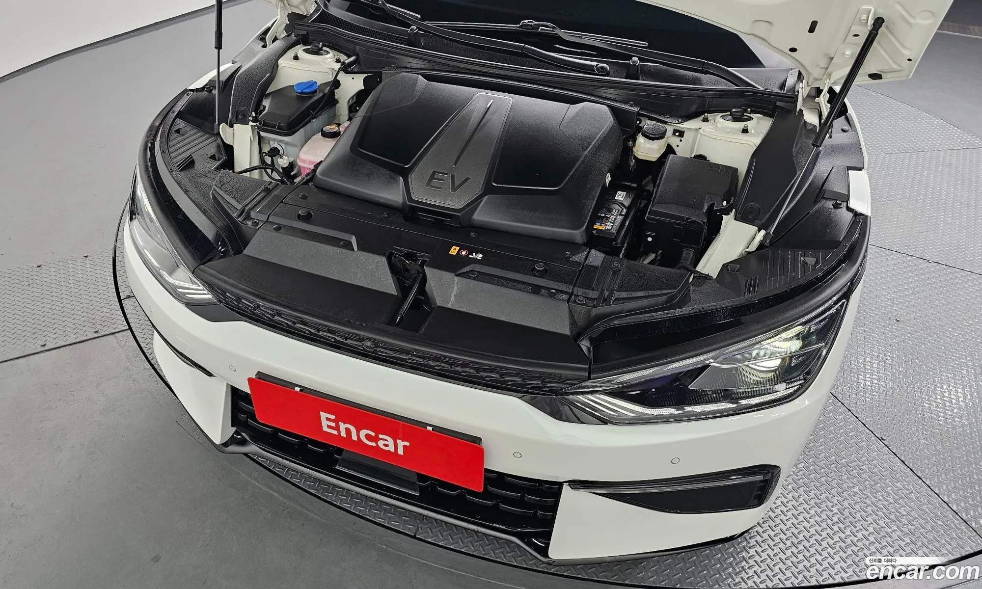 Kia EV6 2022 — 23