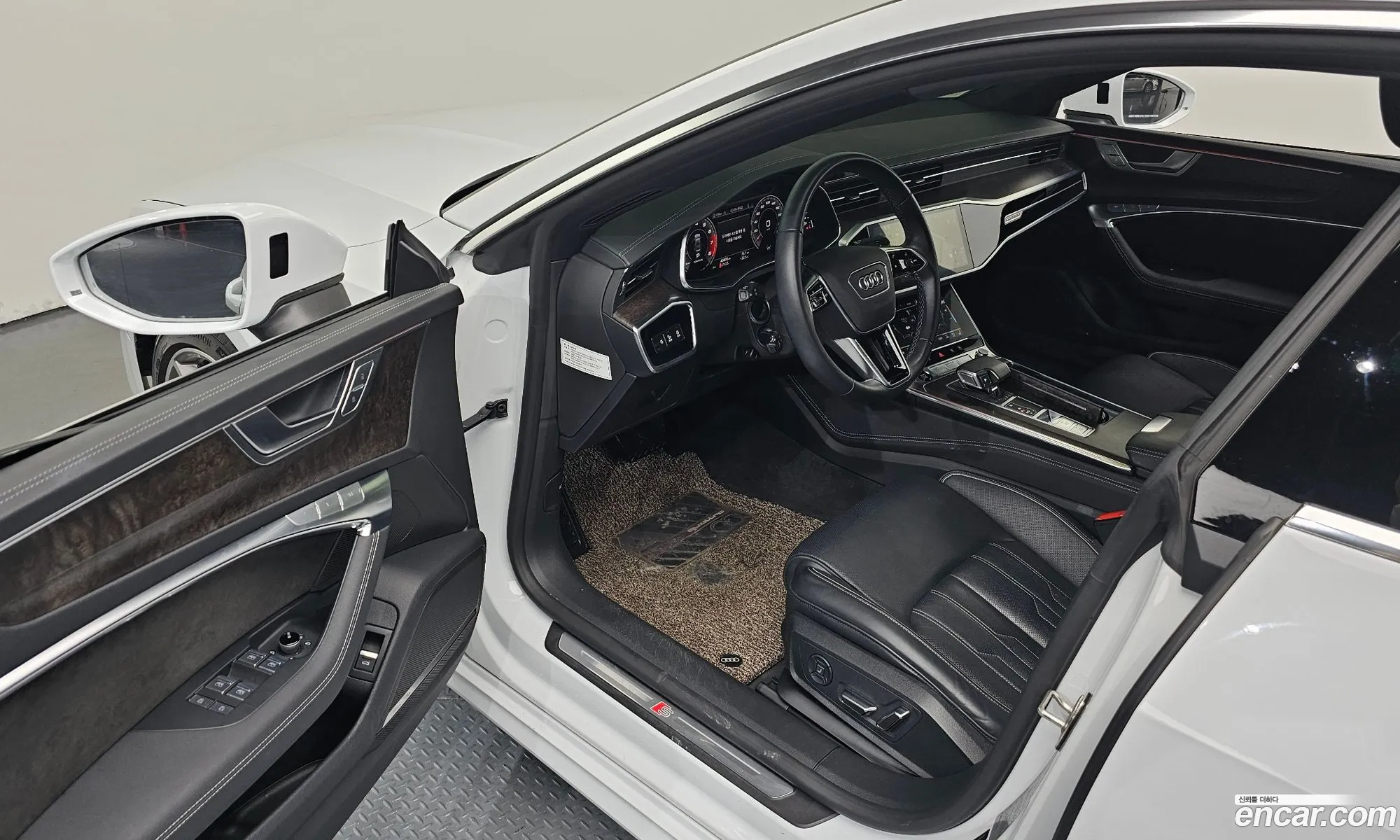 Audi A7 2021 — 7