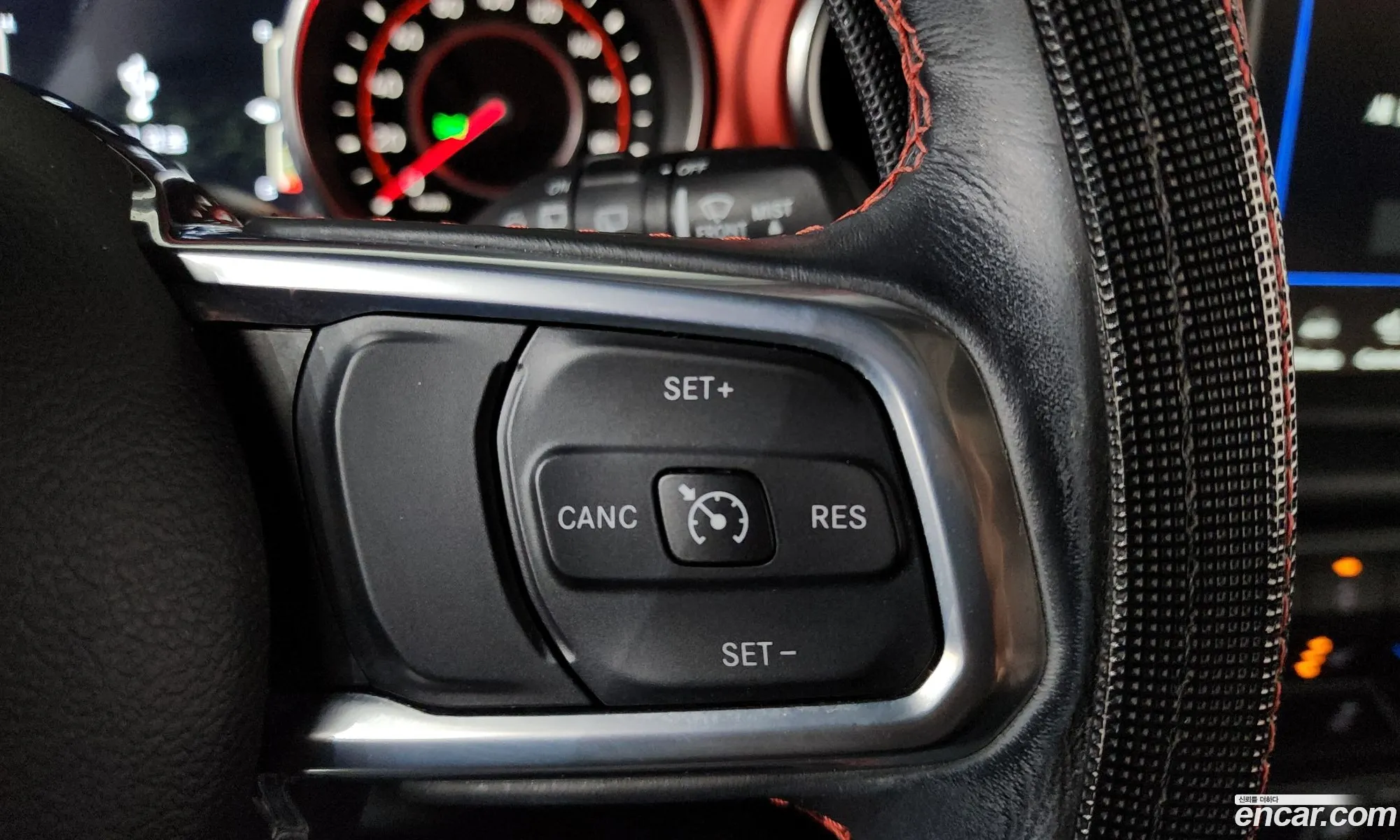Jeep Wrangler 2020 — 32