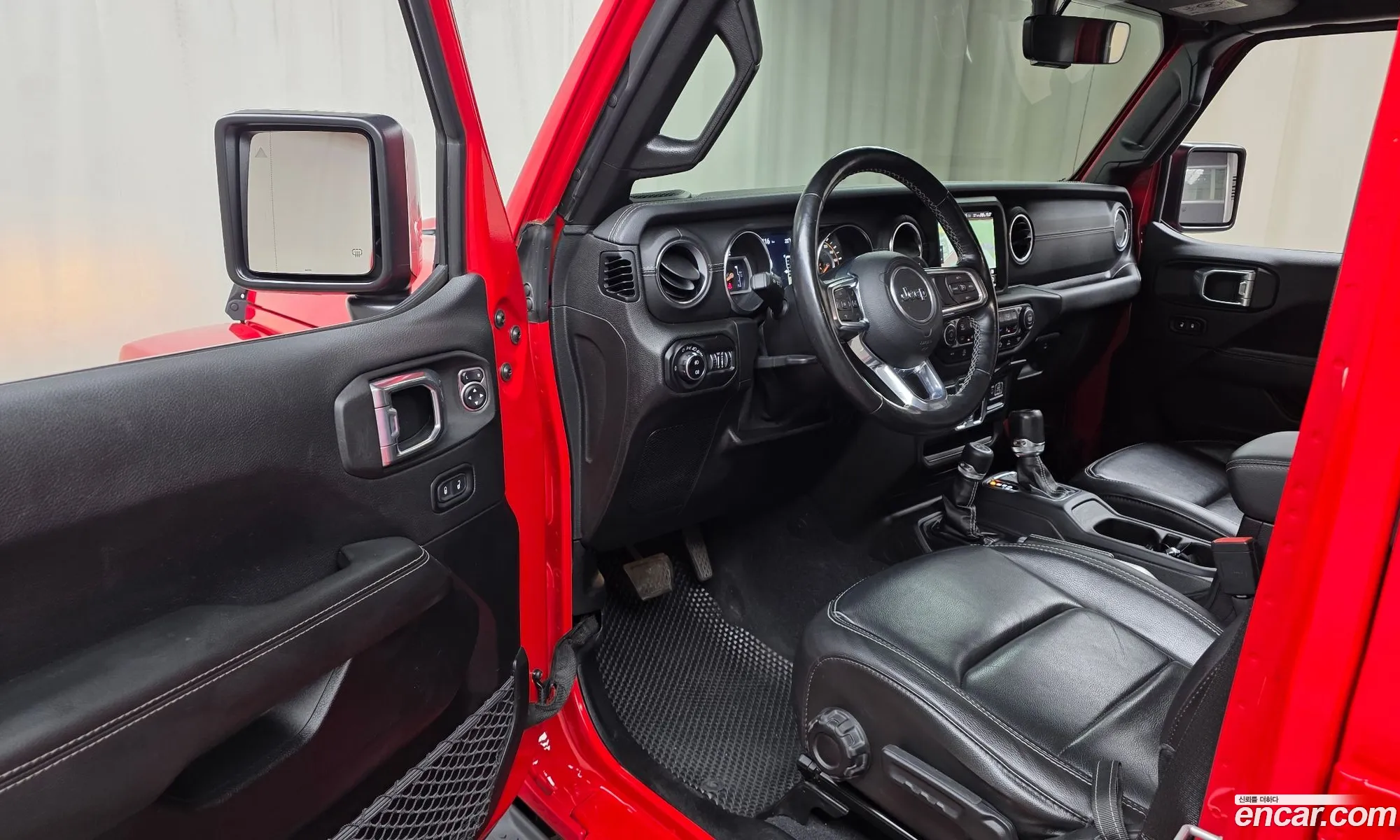 Jeep Wrangler 2021 — 14