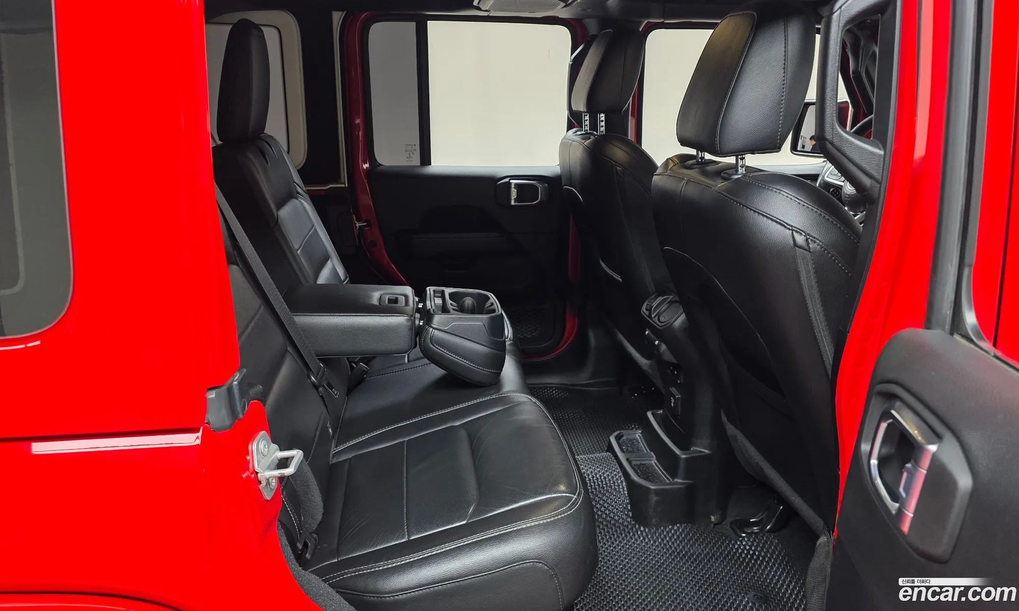 Jeep Wrangler 2021 — 23