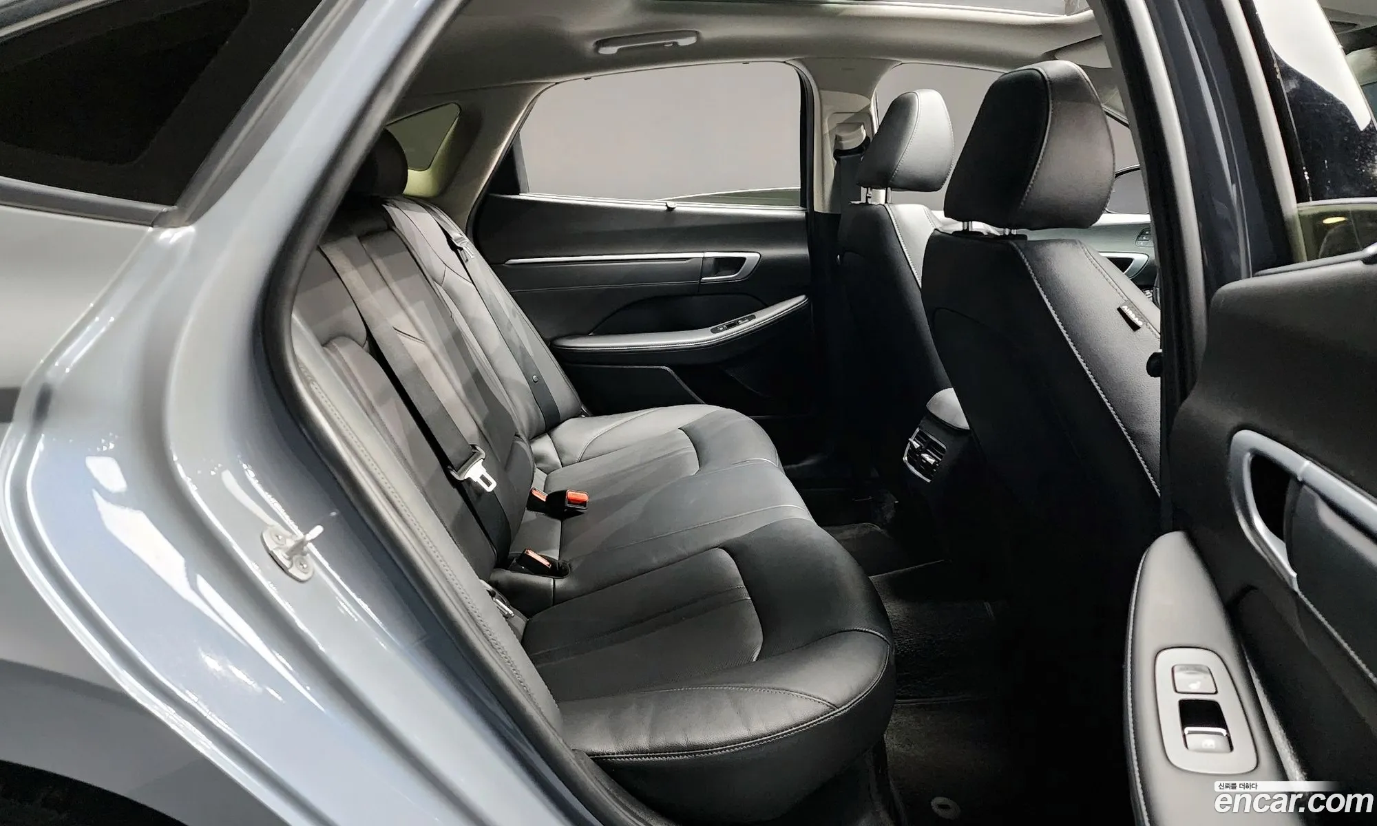 Hyundai Sonata the Edge Hybrid 2024 — 31