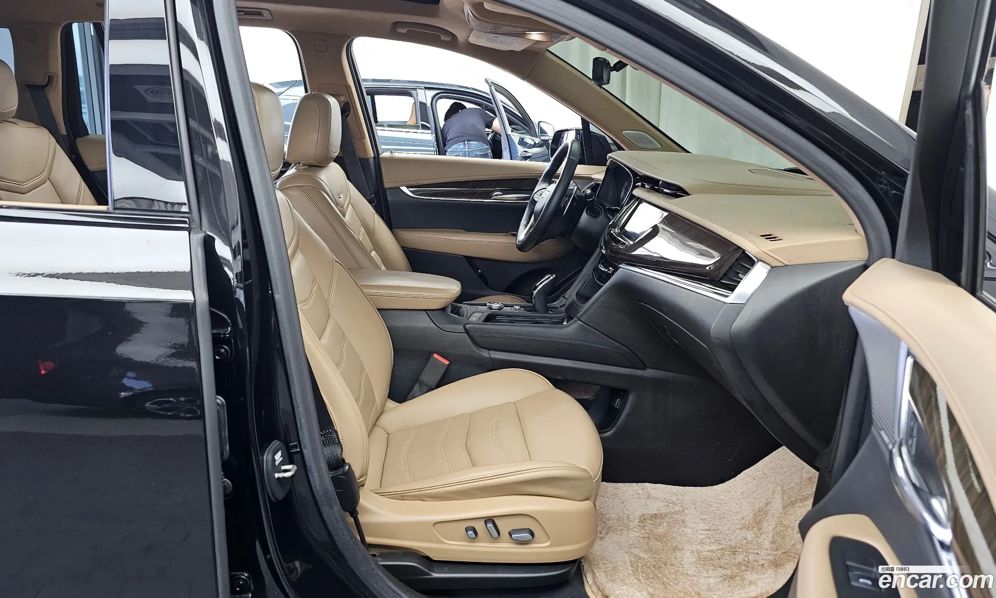Cadillac XT6