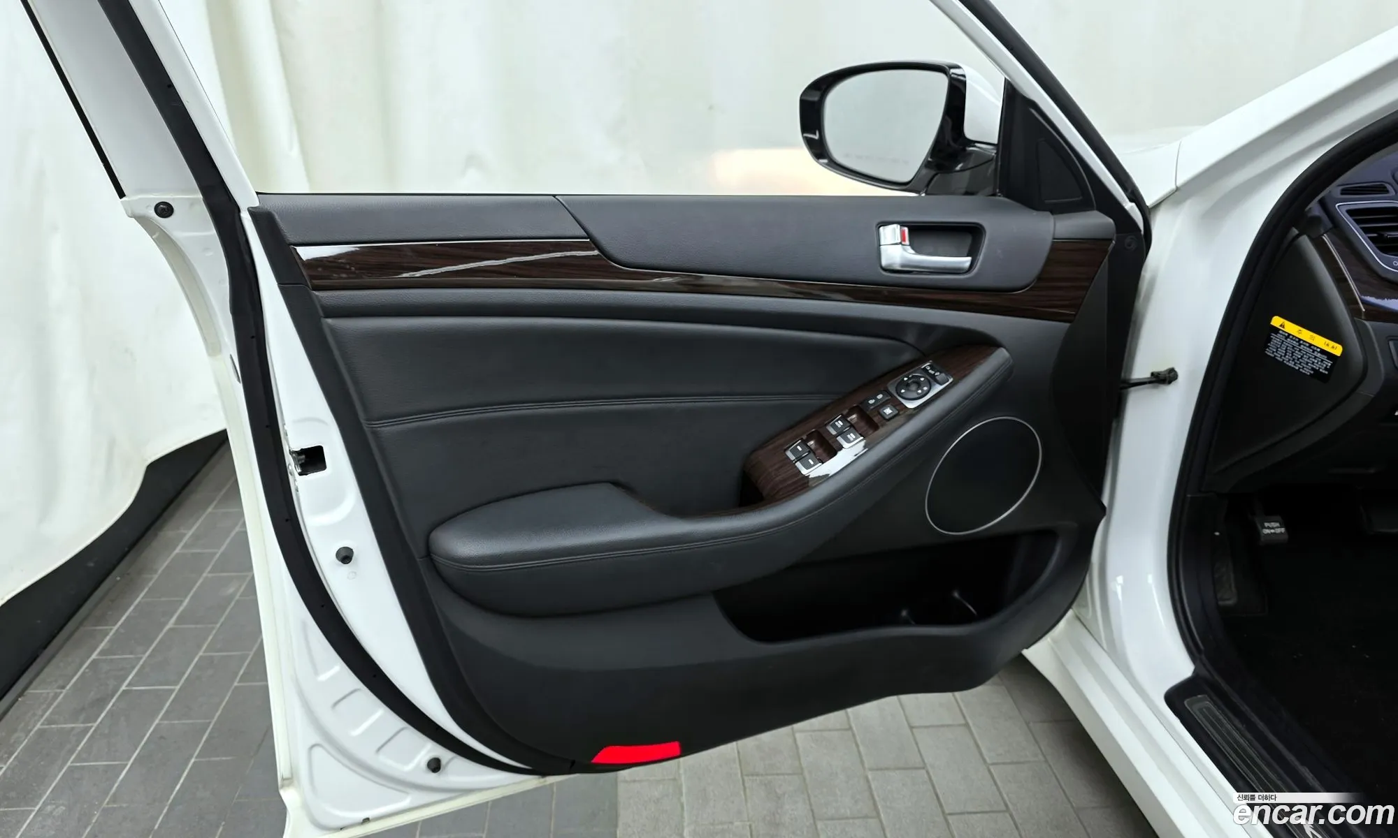 Kia K7 2014 — 12
