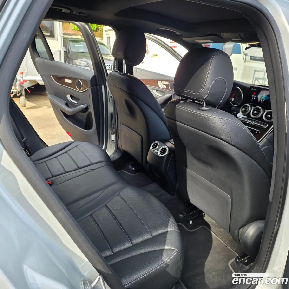 Mercedes-Benz GLC-Class X253 2020 — 14