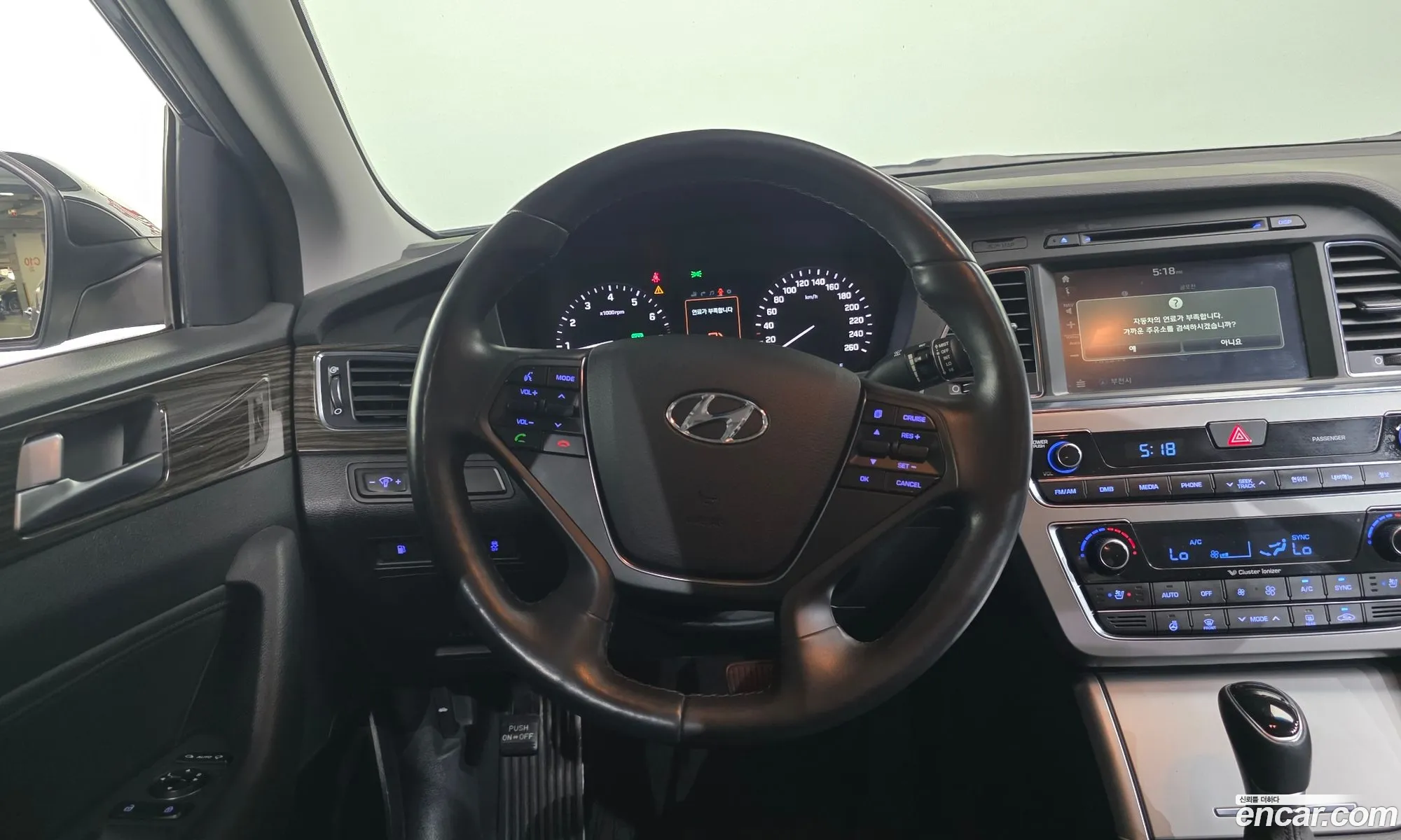 Hyundai LF Sonata 2014 — 9