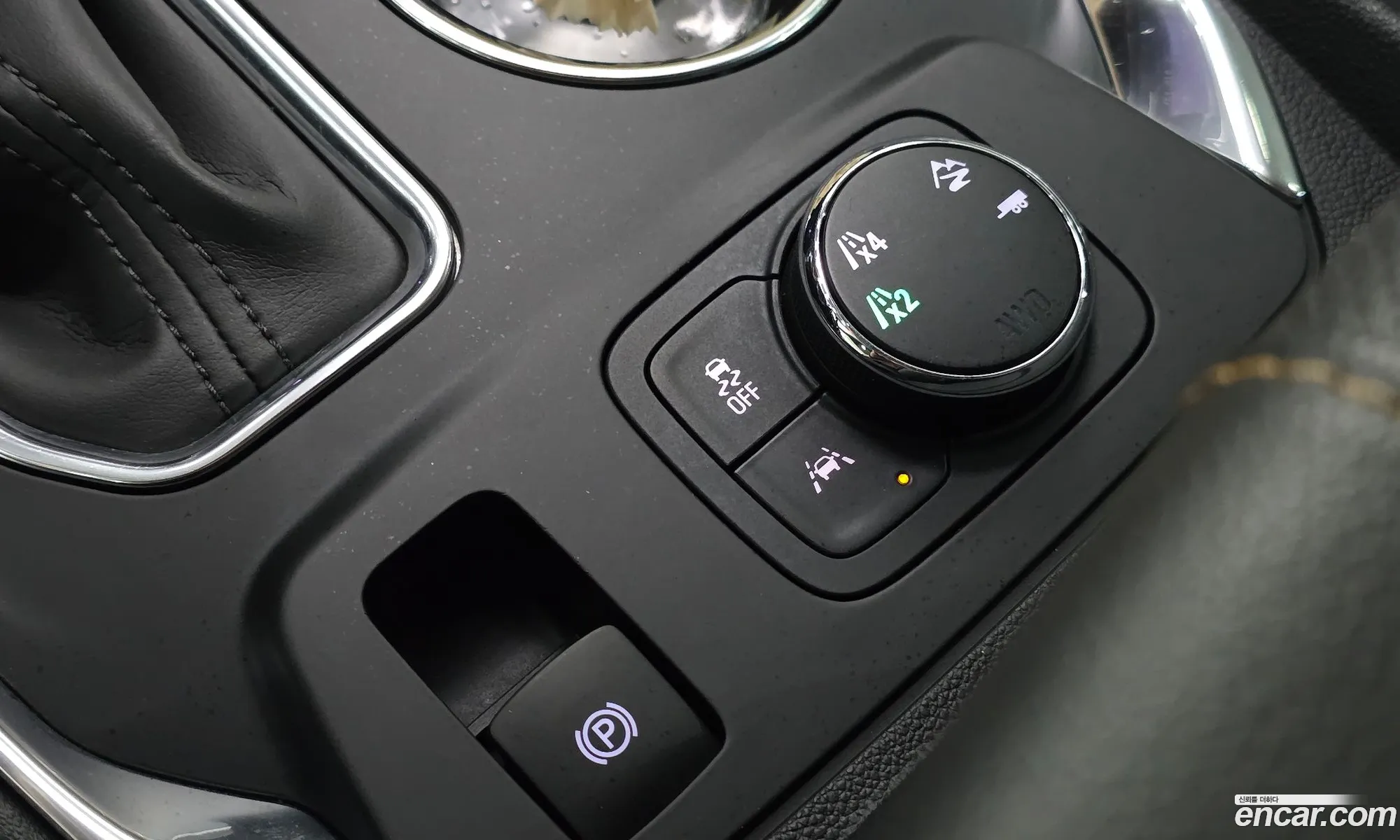 Chevrolet (GM Daewoo) Traverse 2021 — 16