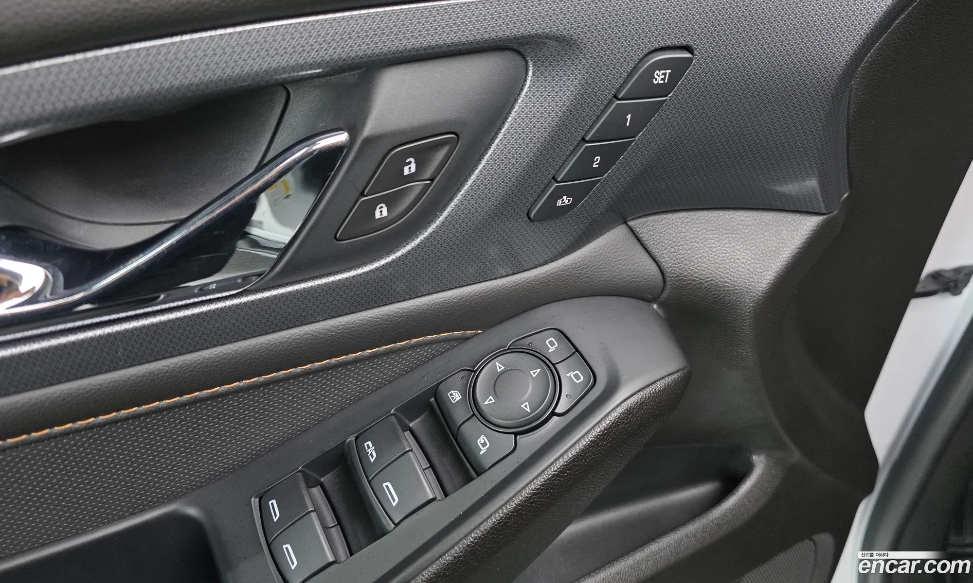 Chevrolet (GM Daewoo) Traverse 2021 — 6