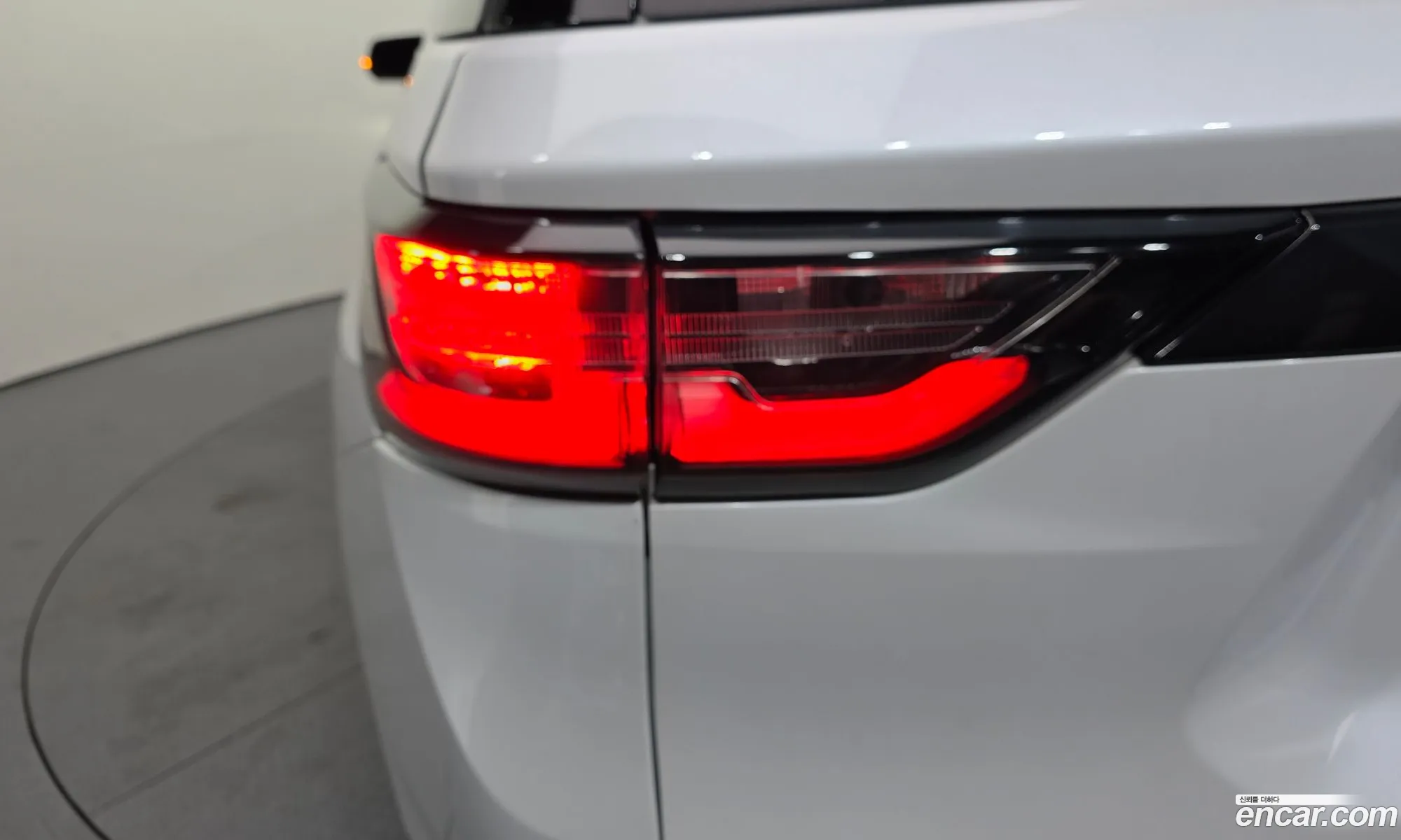 Chevrolet (GM Daewoo) Traverse 2021 — 33