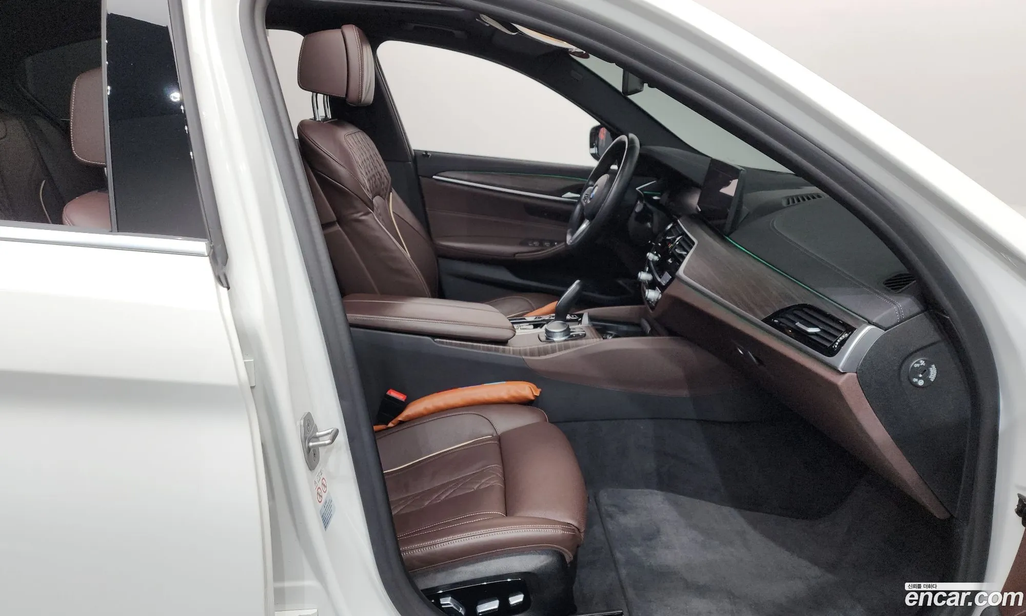 BMW 5 Series 2021 WBA11ES07MWX16907 — 5