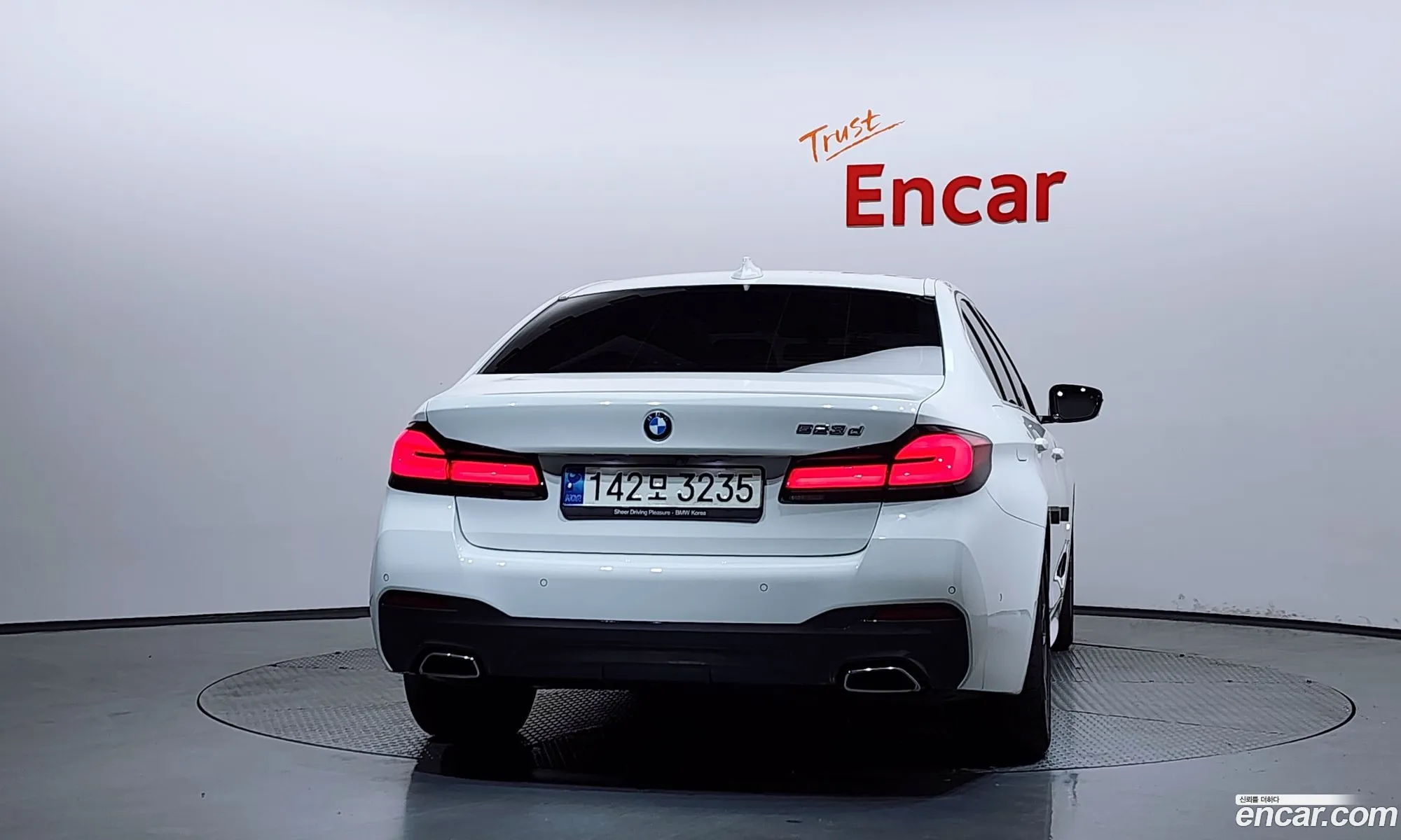 BMW 5 Series 2021 WBA11ES07MWX16907 — 12