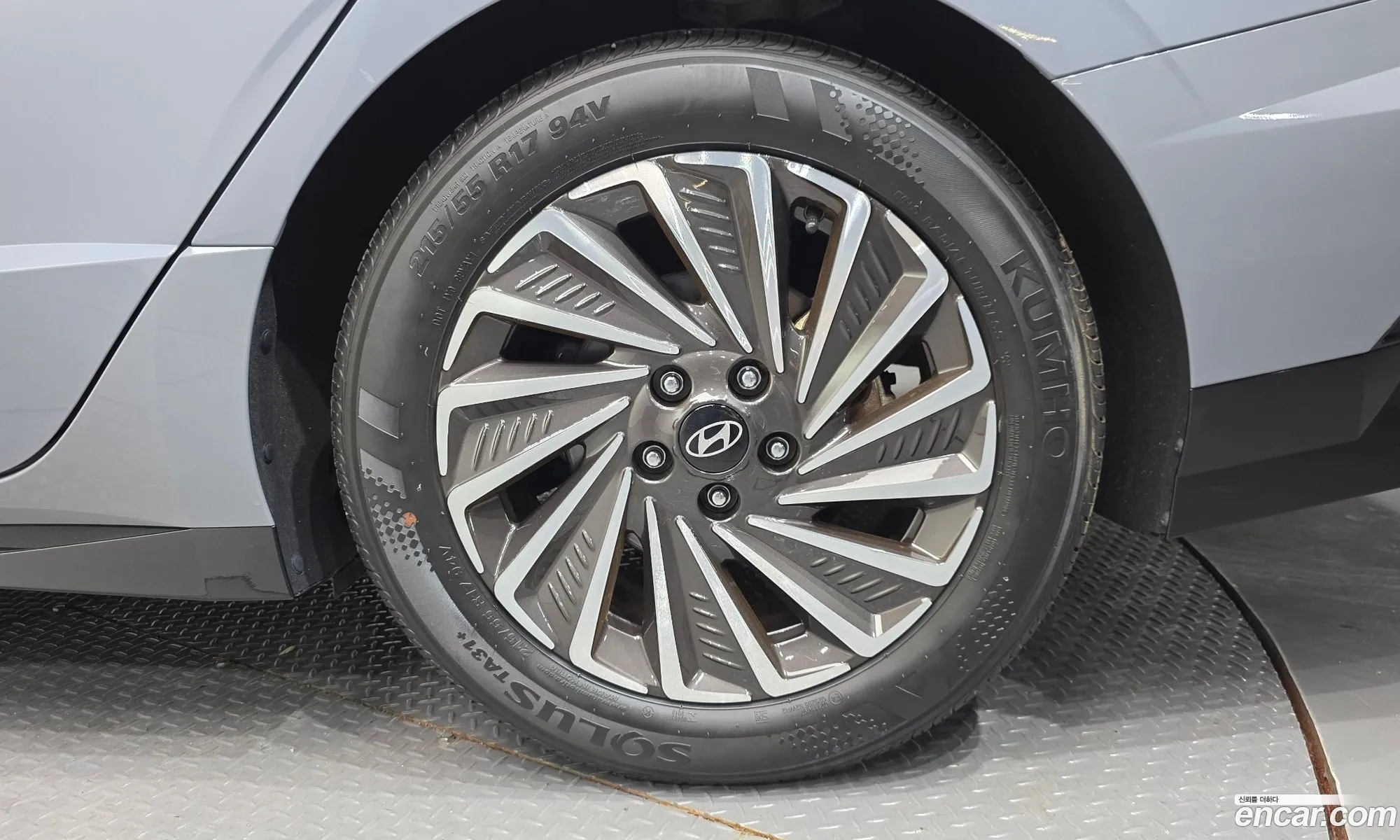 Hyundai Sonata the Edge Hybrid 2024 — 3