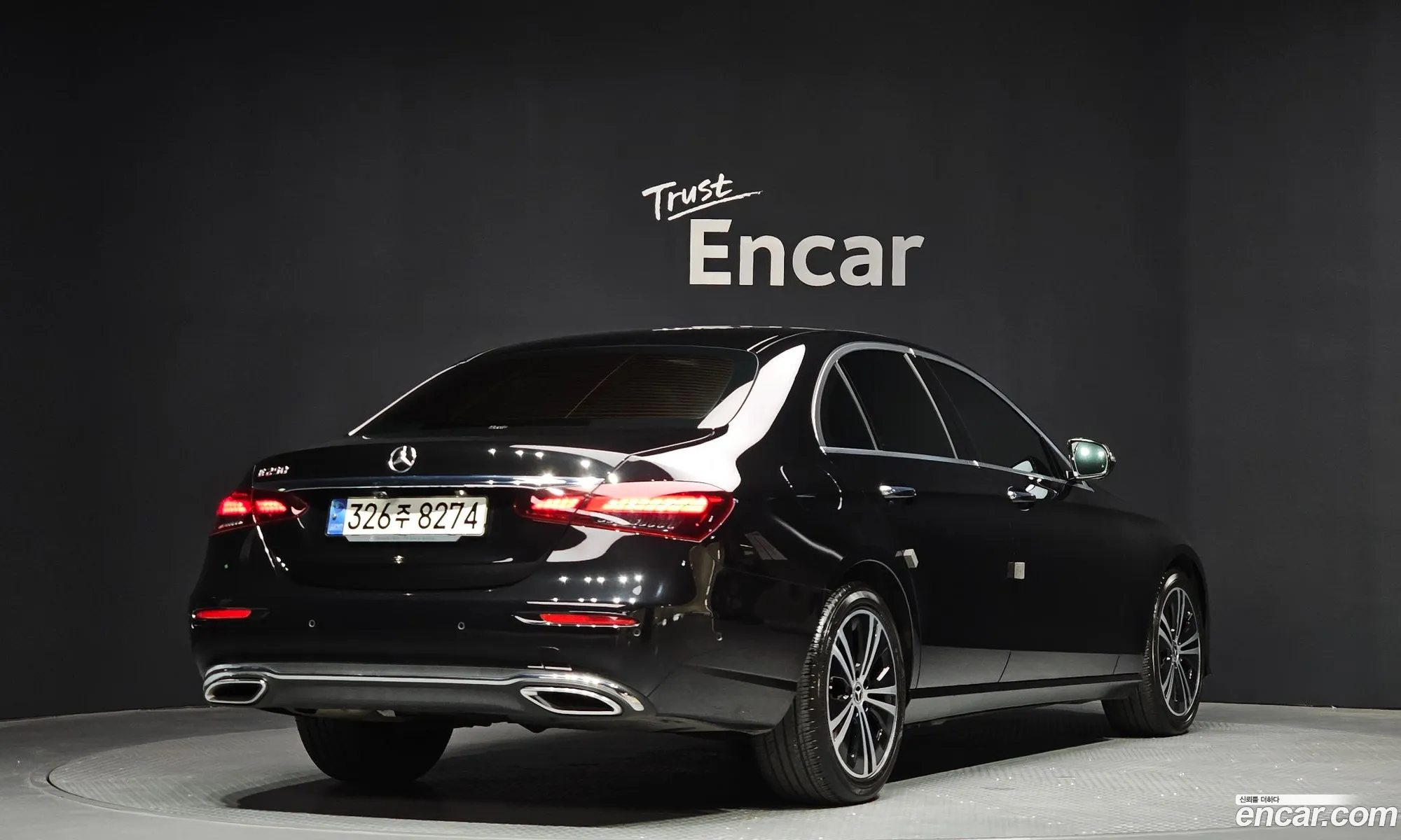 Mercedes-Benz E-Class W213 2022 — 25