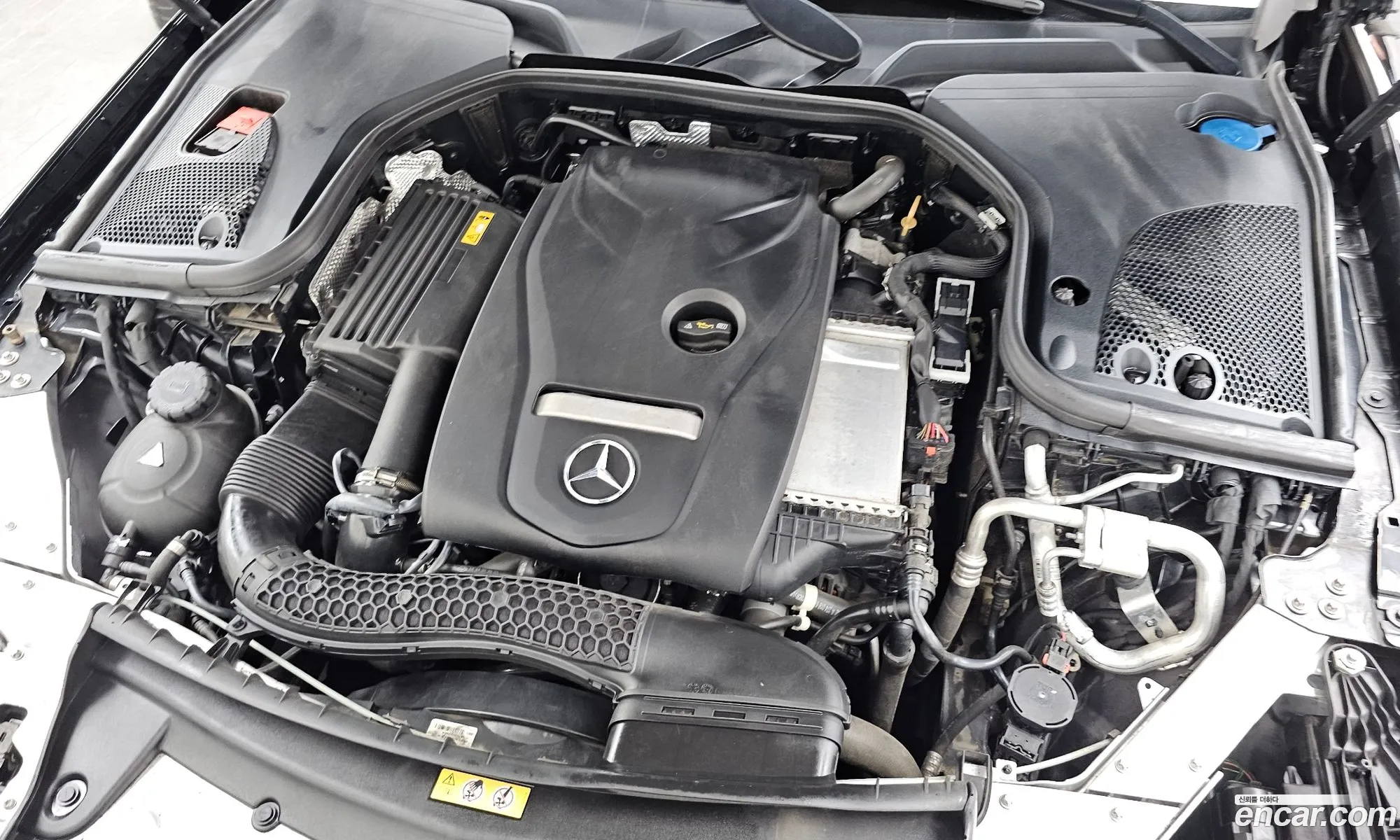 Mercedes-Benz E-Class W213 2022 — 31