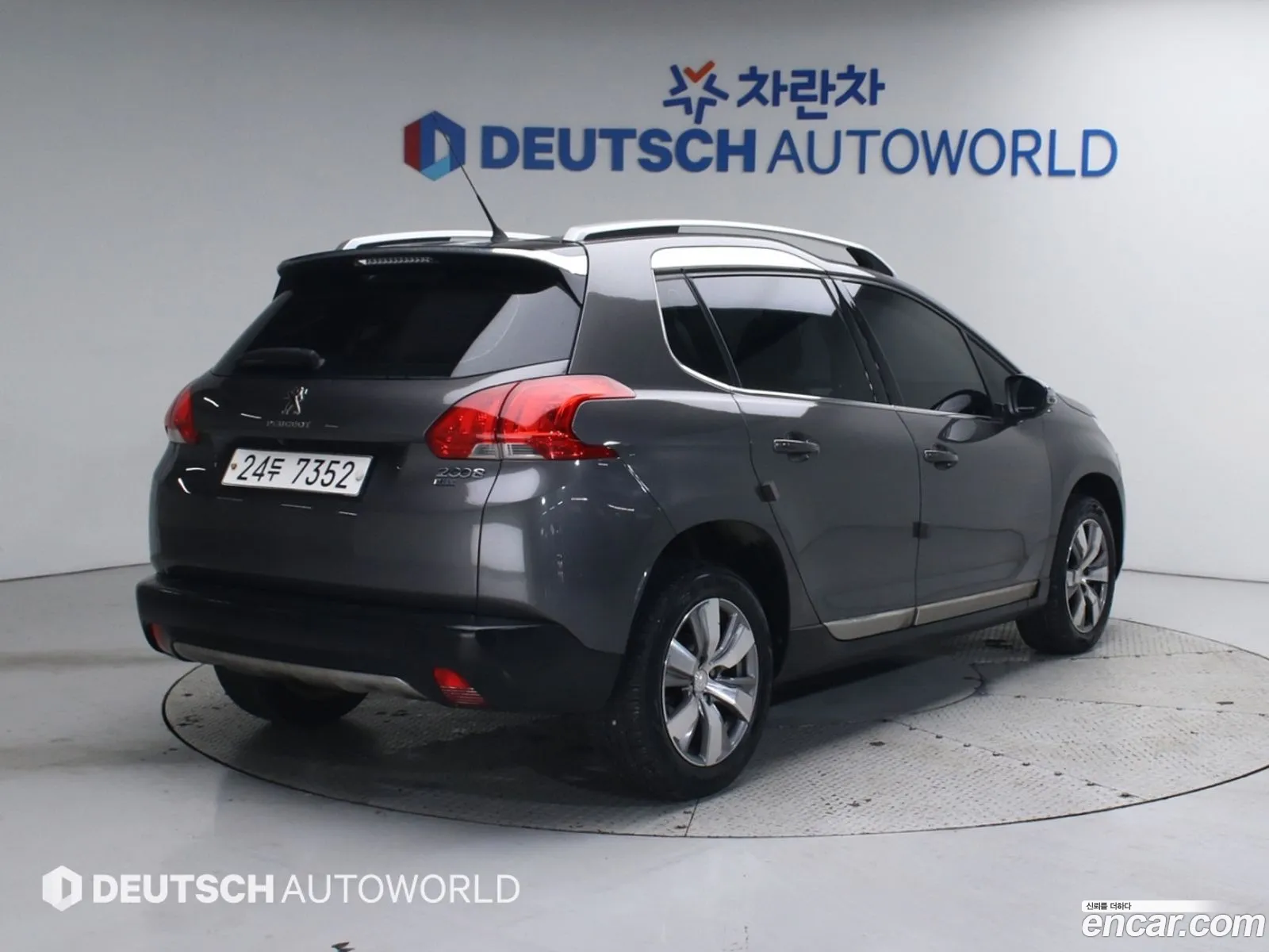 Peugeot 2008 2015 — 17