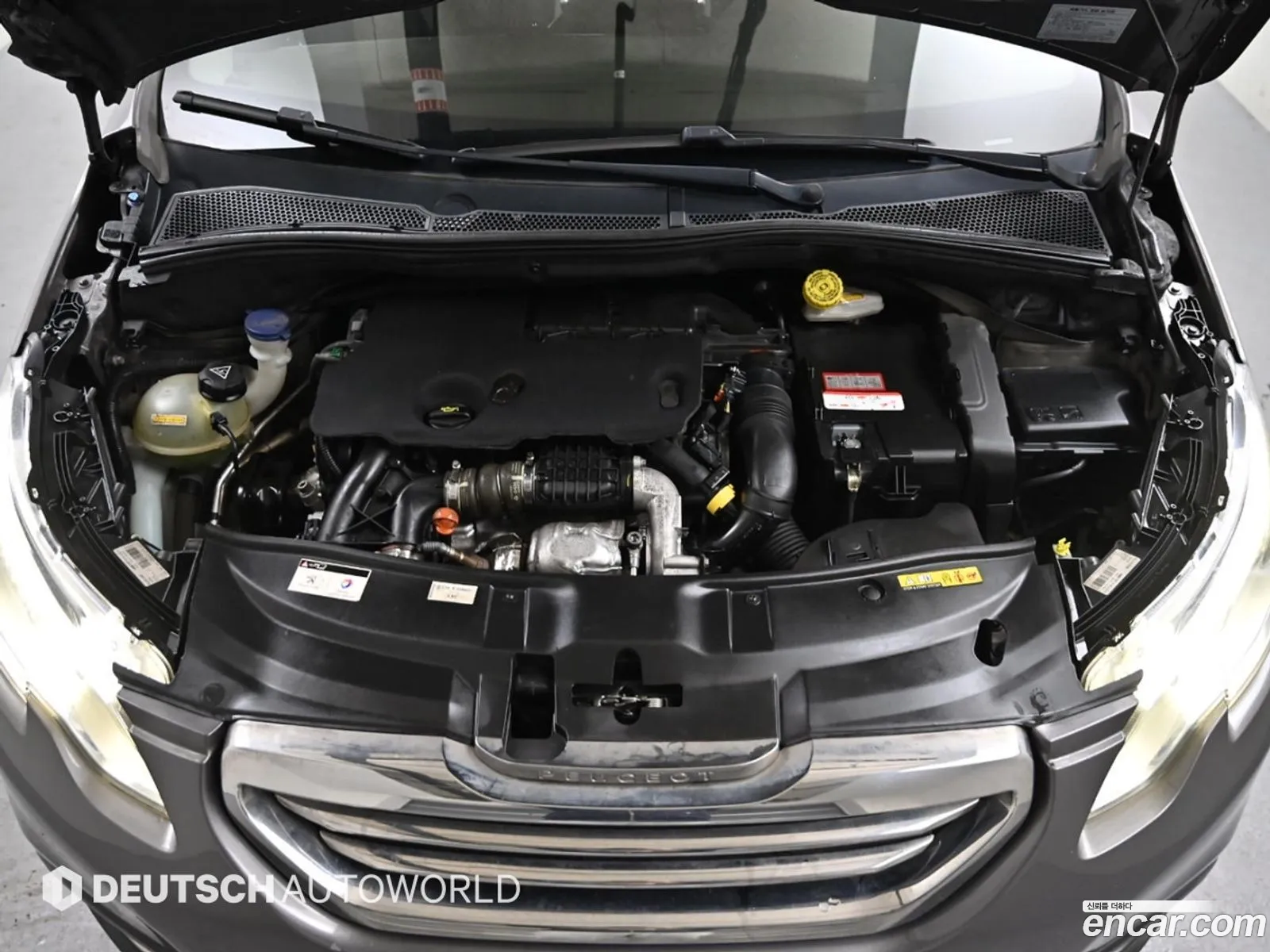 Peugeot 2008 2015 — 13