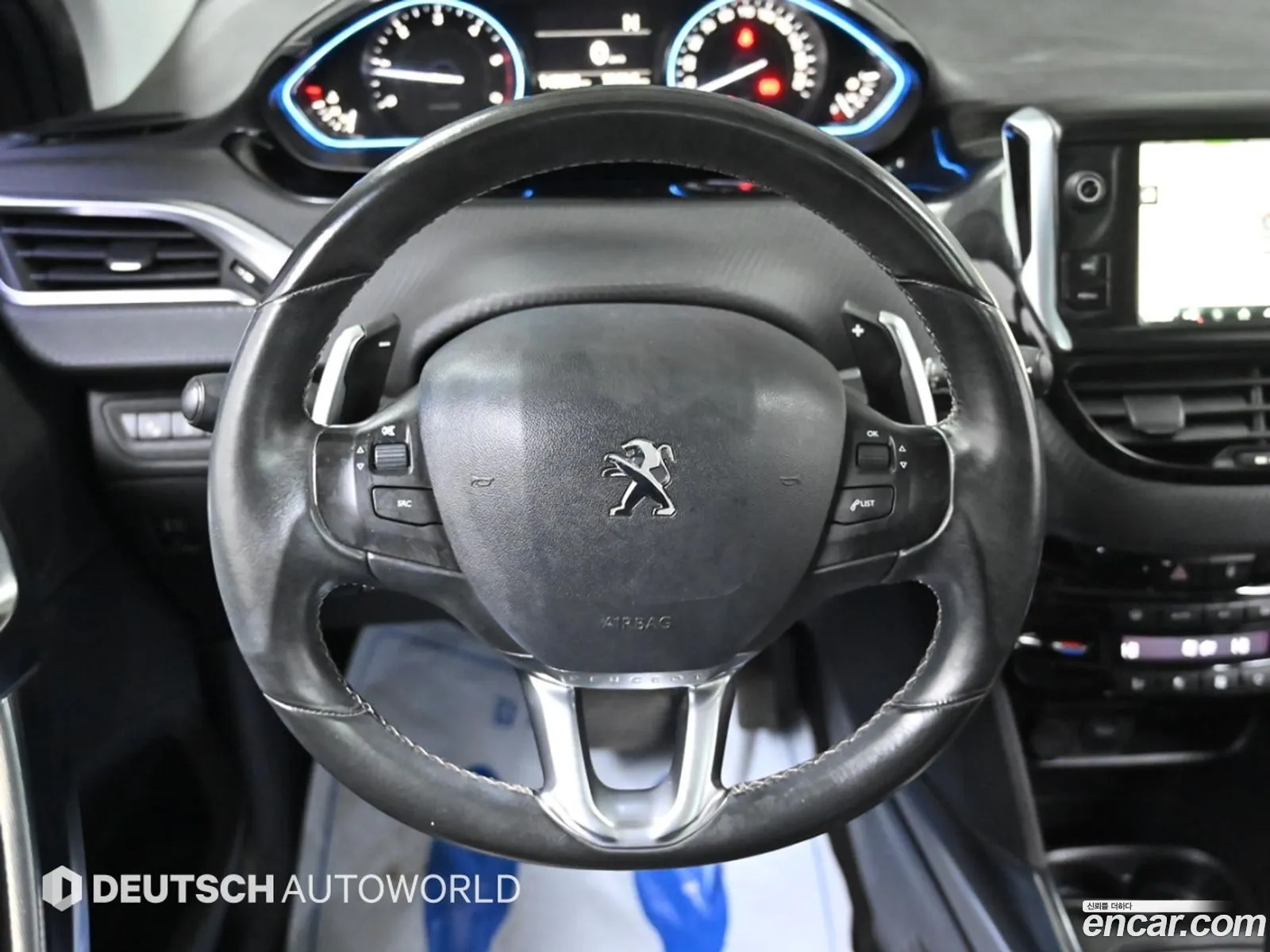 Peugeot 2008 2015 — 2
