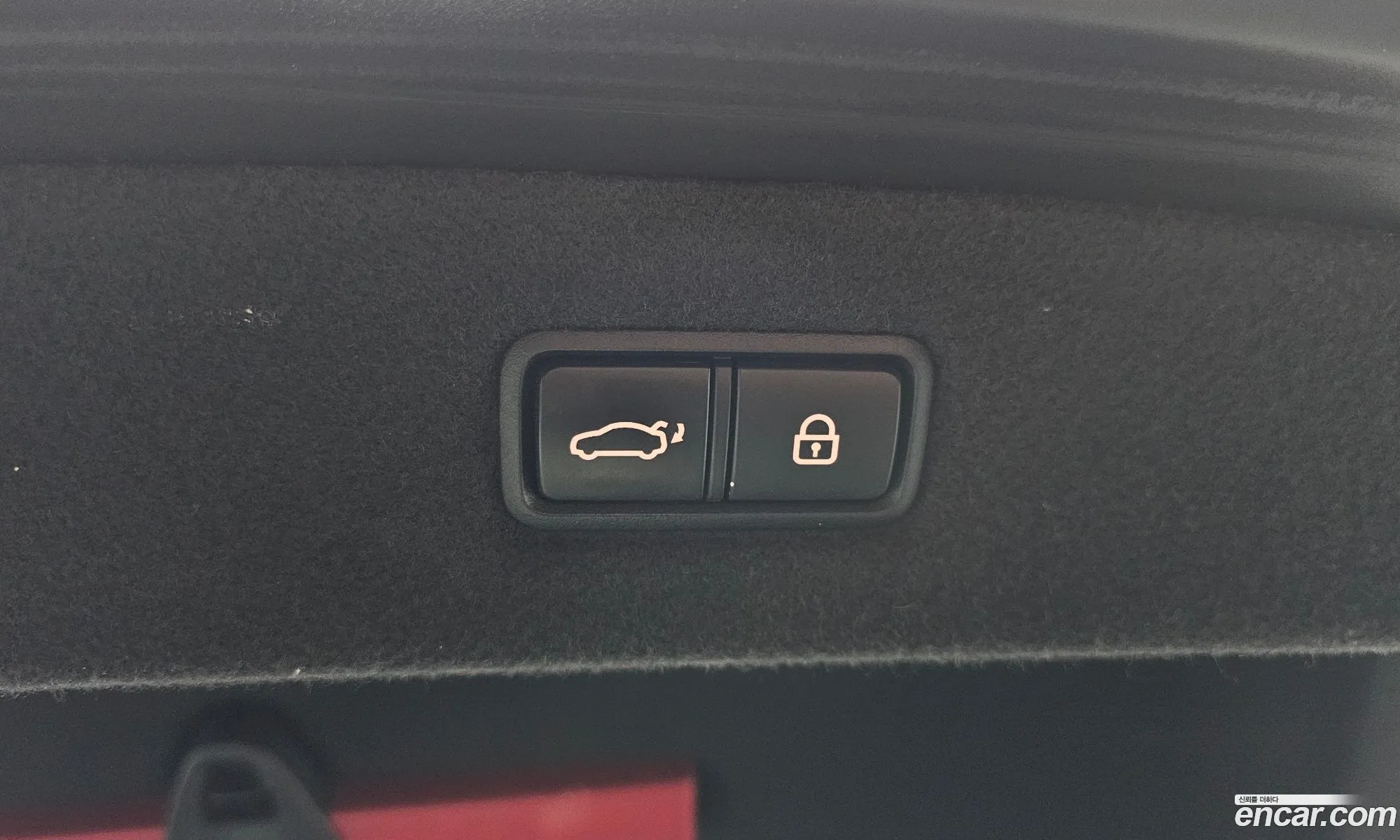 Genesis EQ900 2016 — 36