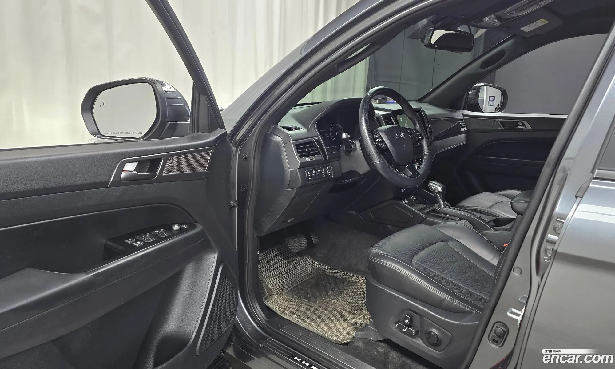 KG Mobility (SsangYong) Rexton Sports Khan 2022 — 11