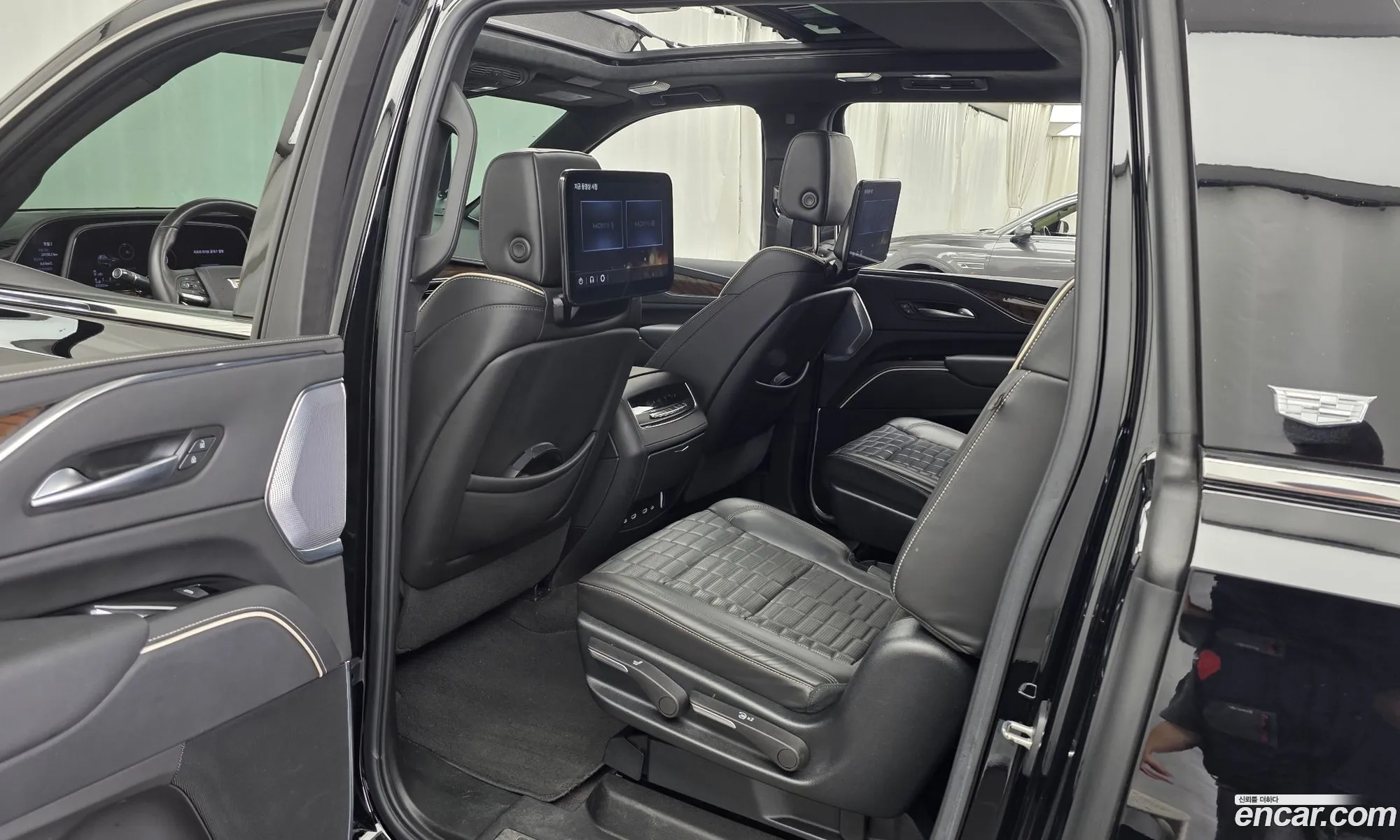 Cadillac Escalade 2023 1GYS48KL6PR466003 — 34