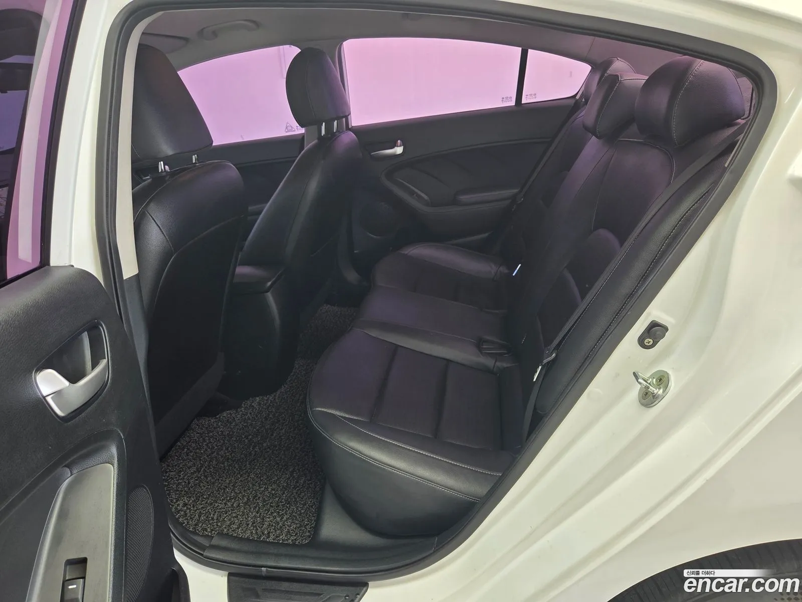 Kia K3 2016 — 16
