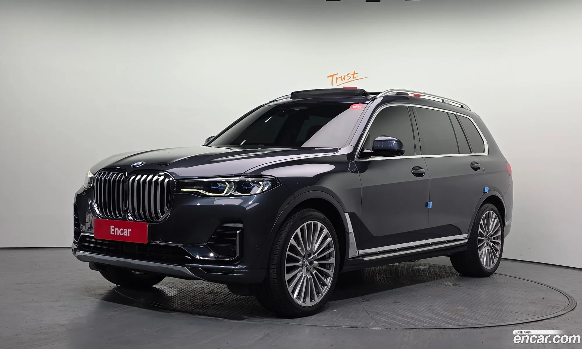 BMW X7 2021 — 8