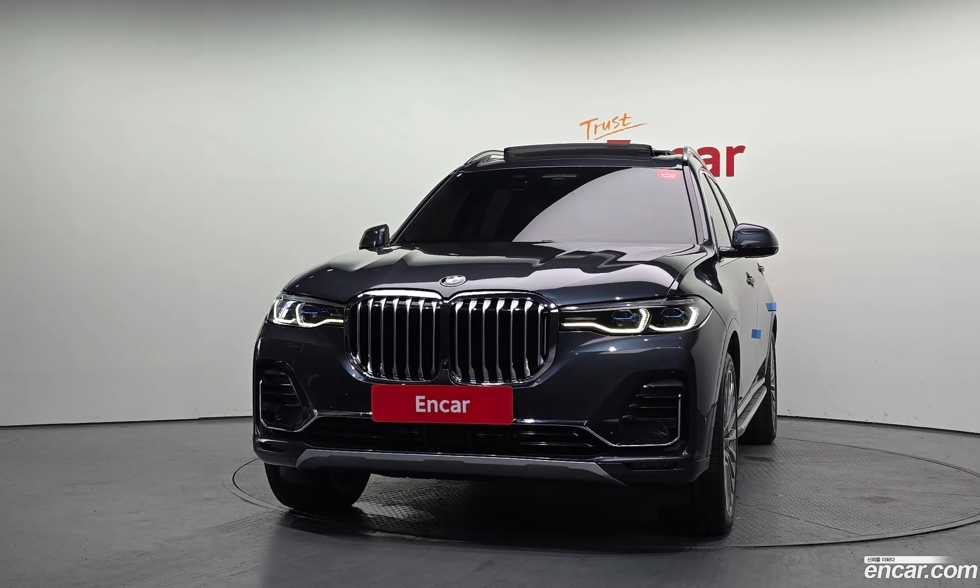 BMW X7 2021 — 14